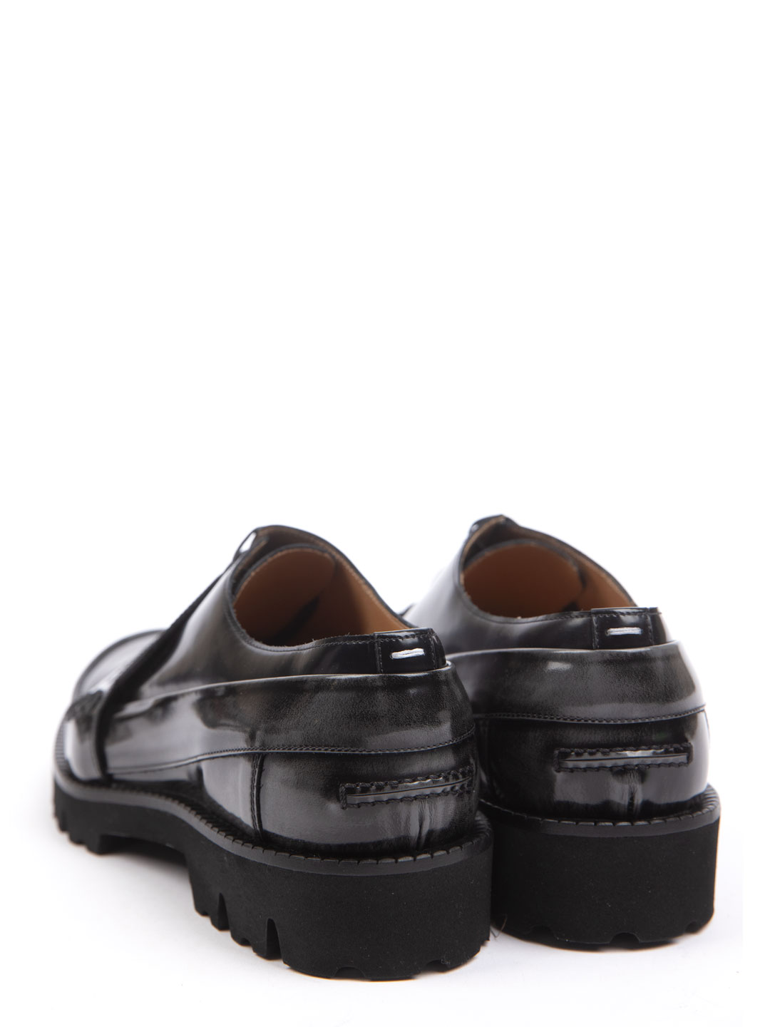 Туфли из черной лакированной кожи на массивной подошве — купить в интернет-магазине Verdistore