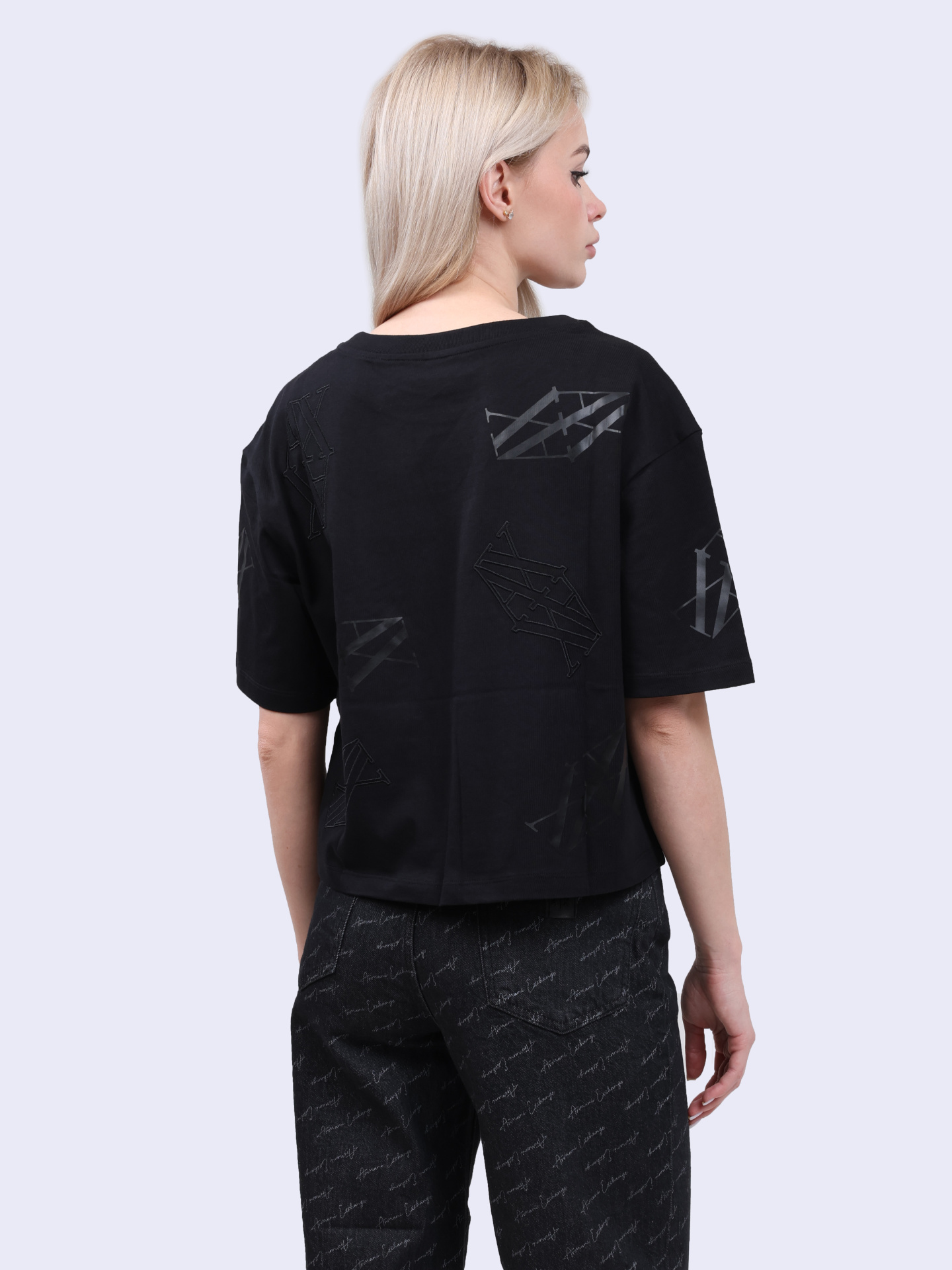 Футболка Armani Exchange 6DYT02 YJNNZ 1200 черная женская укороченная — купить в интернет-магазине Verdistore