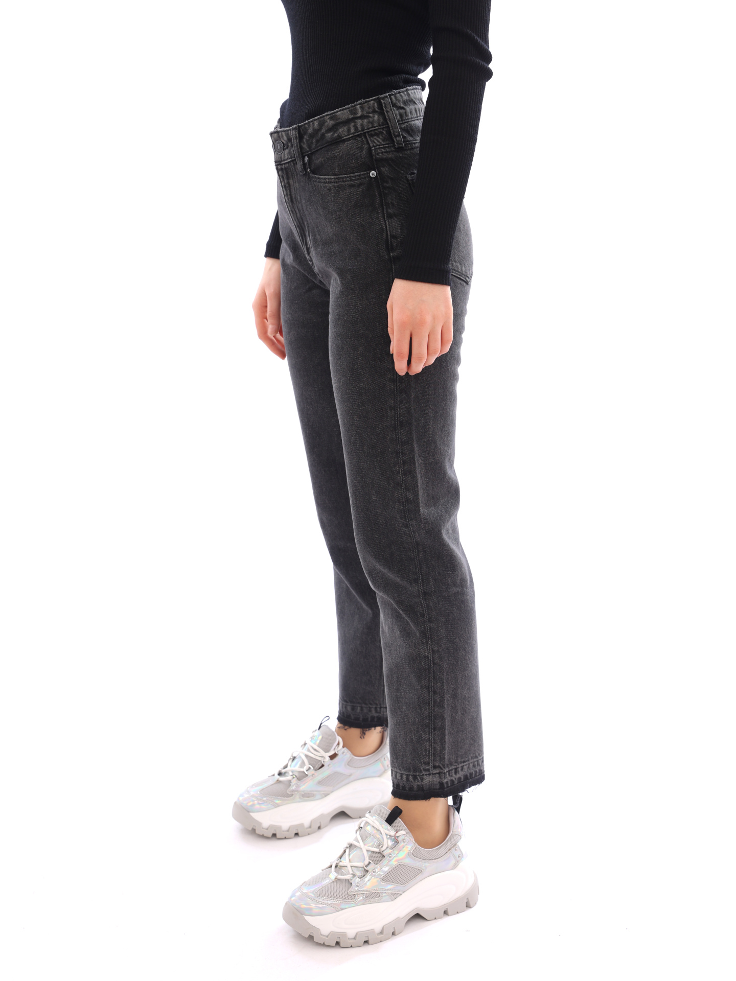 Джинсы — купить в интернет-магазине Verdistore