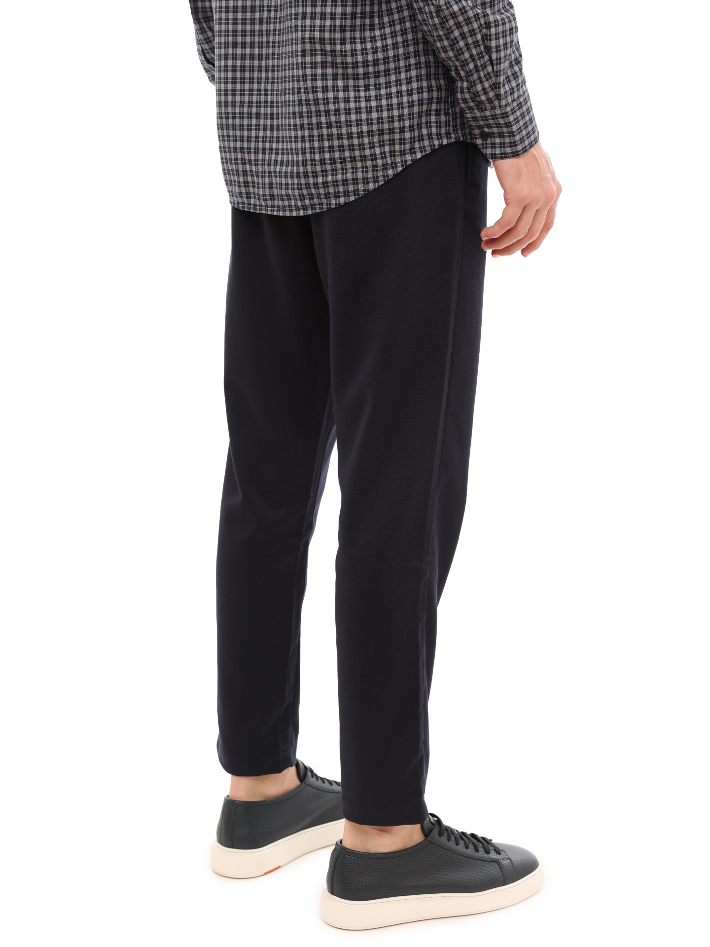 Брюки Armani Exchange 6LZP03 ZNYBZ 1510 темно-синие мужские укороченные — купить в интернет-магазине Verdistore