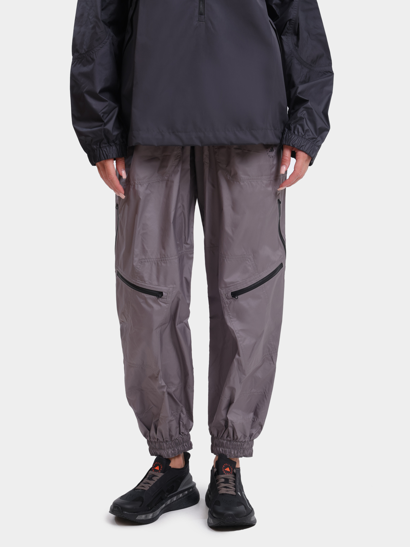 Джоггеры Adidas by Stella McCartney JJ0093 DEEPDOVESMC серые женские — купить в интернет-магазине Verdistore