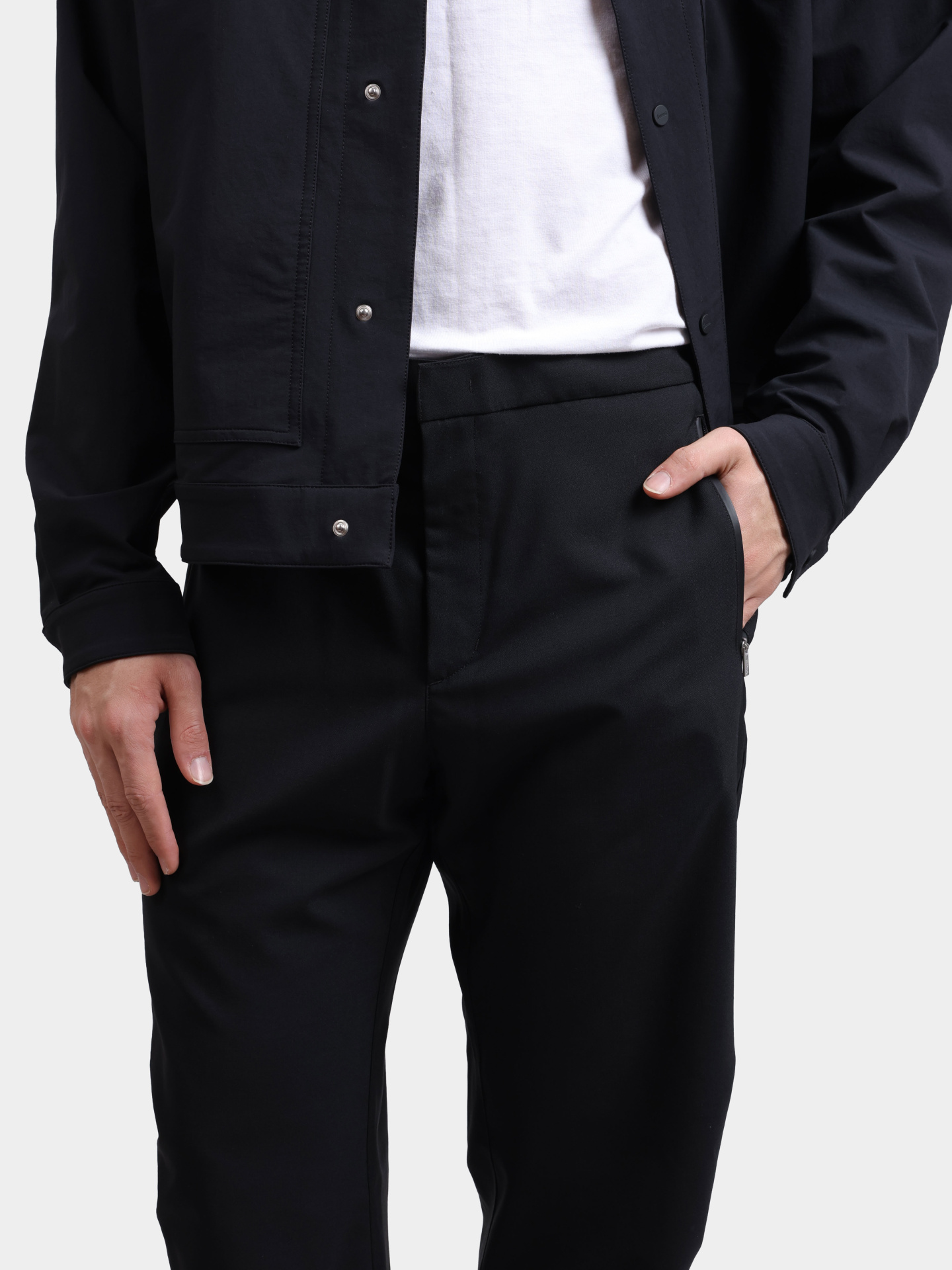 Брюки Herno Laminar PT00059UL 12847 9300 черные мужские — купить в интернет-магазине Verdistore