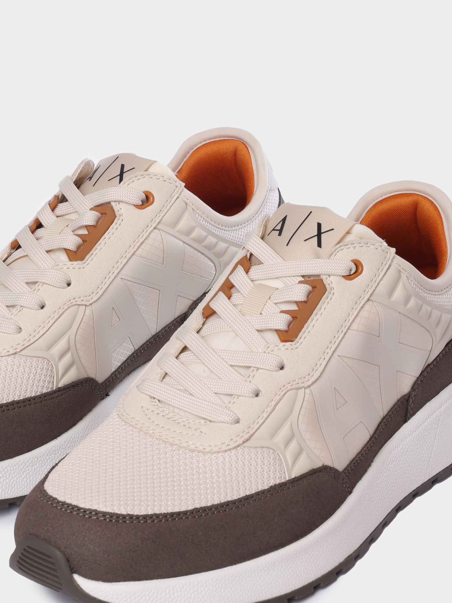 Кроссовки Armani Exchange XUX090 XV276 M1315 комбинированные мужские — купить в интернет-магазине Verdistore
