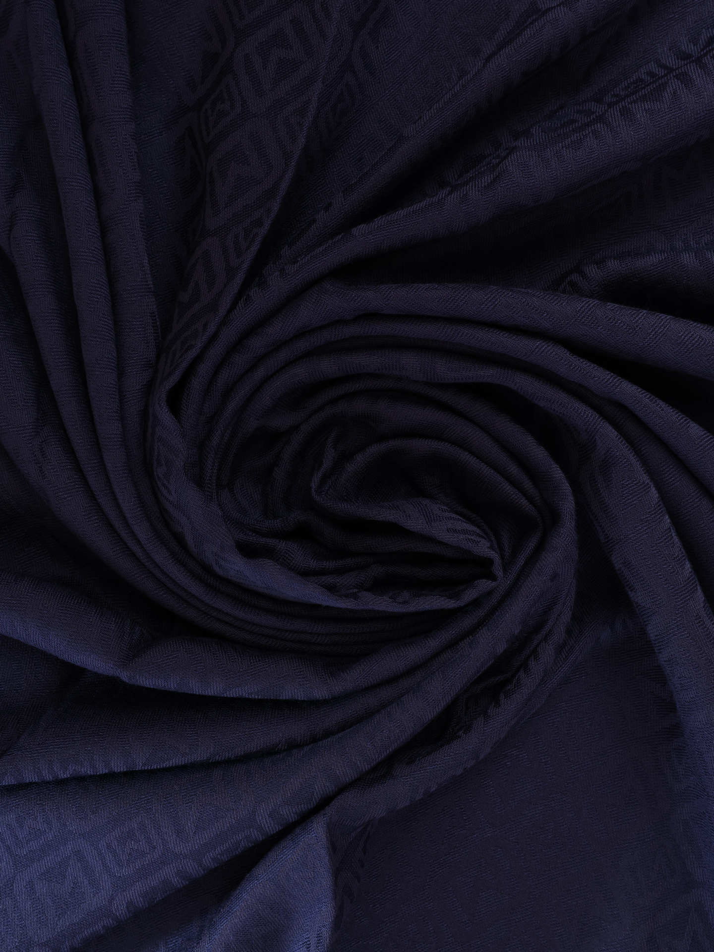 Шарф Marella MLAPAPILLA 004 темно-синий женский с монограммынм принтом — купить в интернет-магазине Verdistore