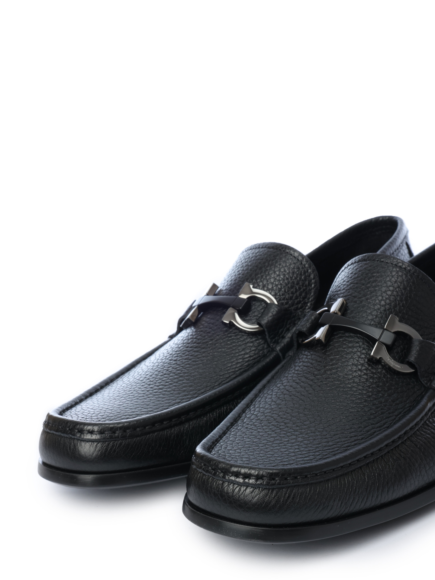 Лоферы 029392642848 из текстурной кожи с каблуком — купить в интернет-магазине Verdistore