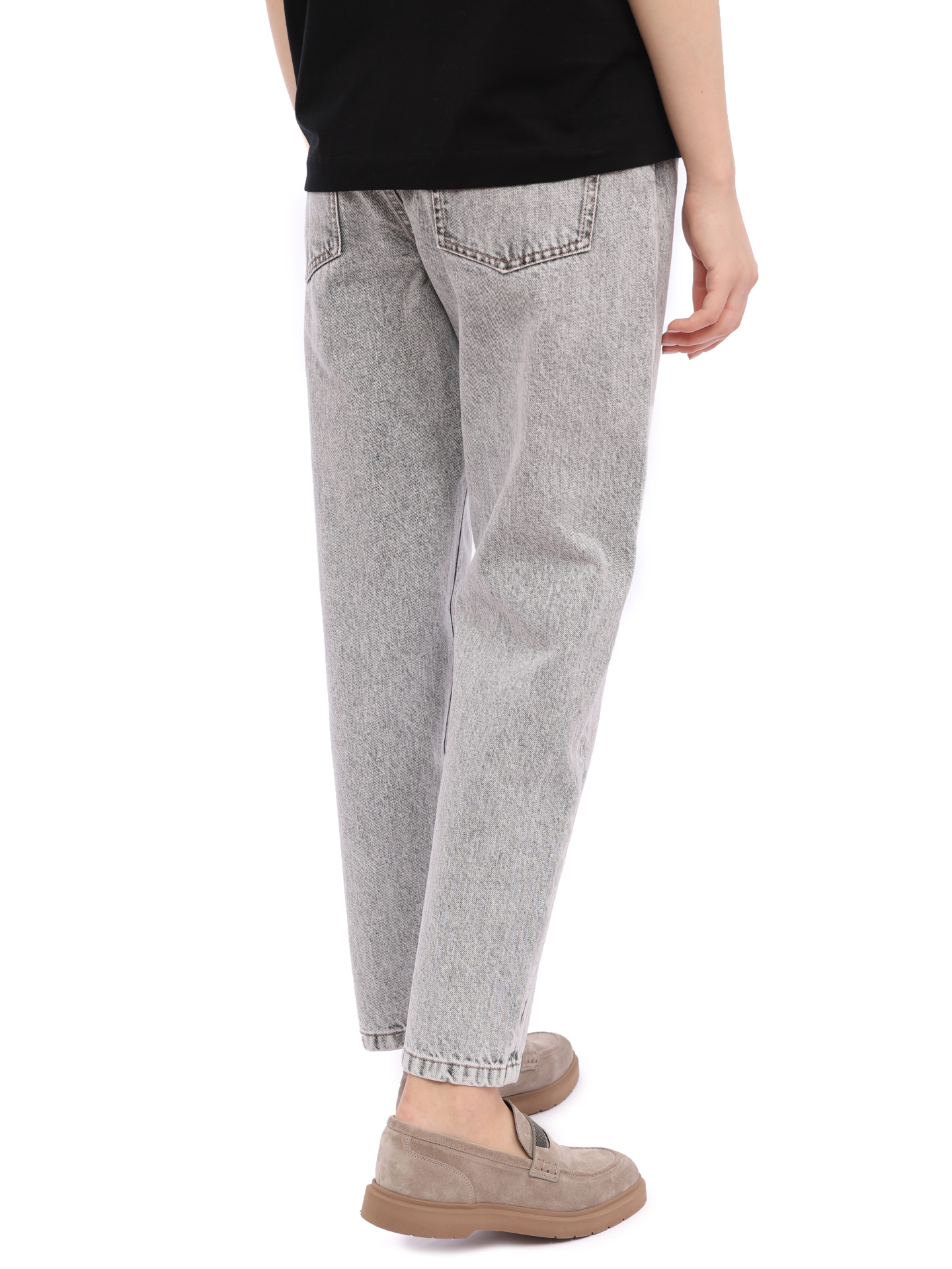 Джинсы Brunello Cucinelli MA095B1048 C7819 светло-серые женские — купить в интернет-магазине Verdistore