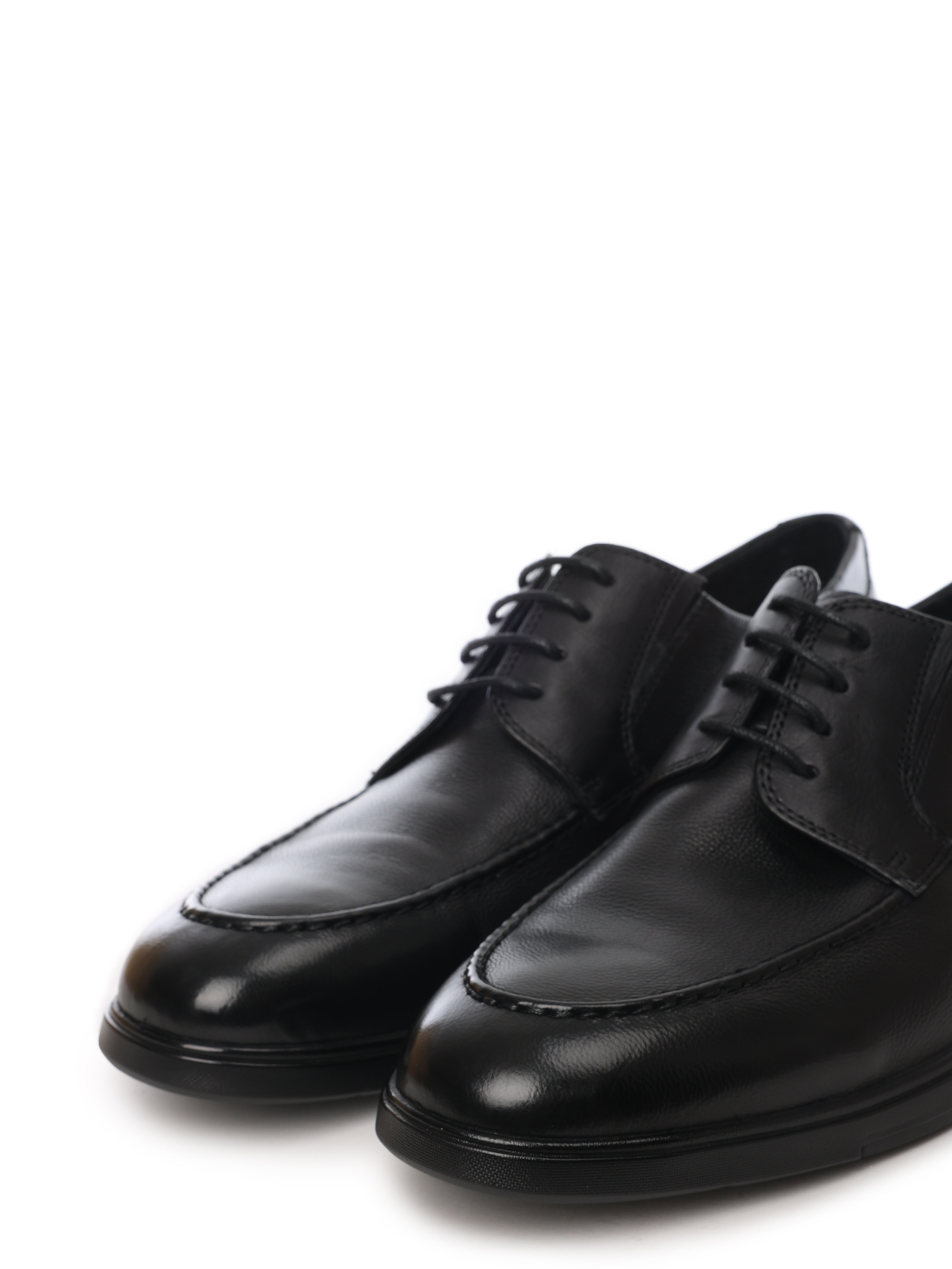 Туфли из черной мелкозернистой кожи — купить в интернет-магазине Verdistore