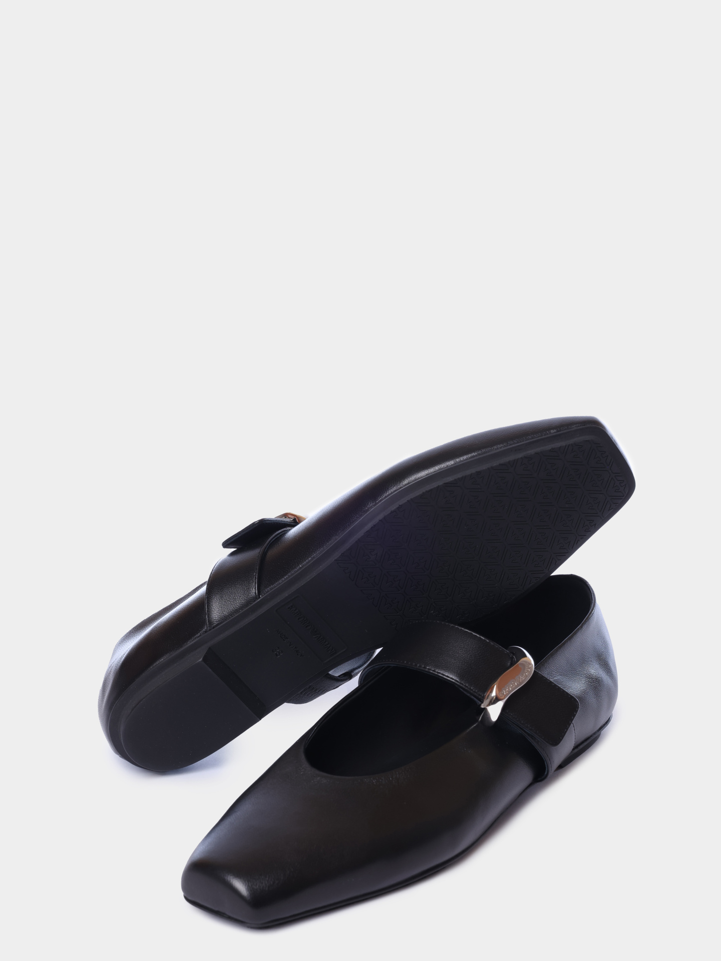 Балетки Emporio Armani EW004448 AF14915 UC001 кожаные женские с квадратным мысом — купить в интернет-магазине Verdistore