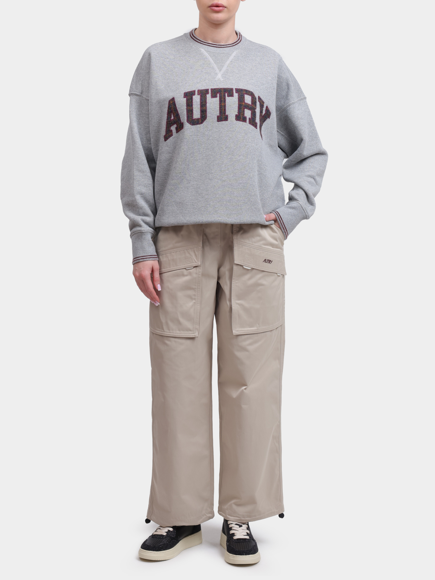 Свитшот Autry SWPW - L9HQ серый женский свободного кроя — купить в интернет-магазине Verdistore