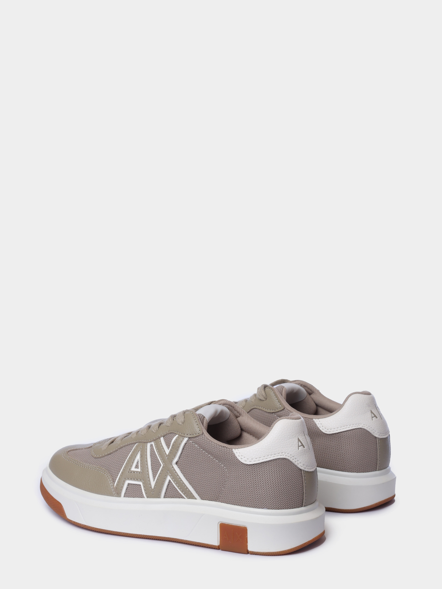 Кеды Armani Exchange XM002687 AF22775 MZ753 бежевые мужские — купить в интернет-магазине Verdistore