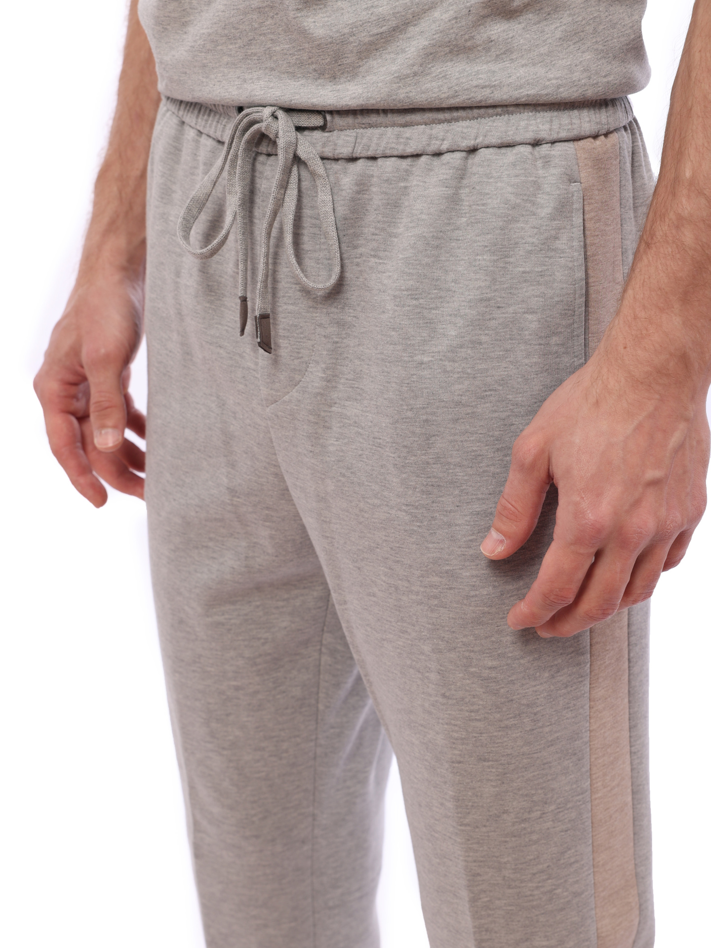 Брюки серые хлопковые зауженные с эластичным поясом — купить в интернет-магазине Verdistore