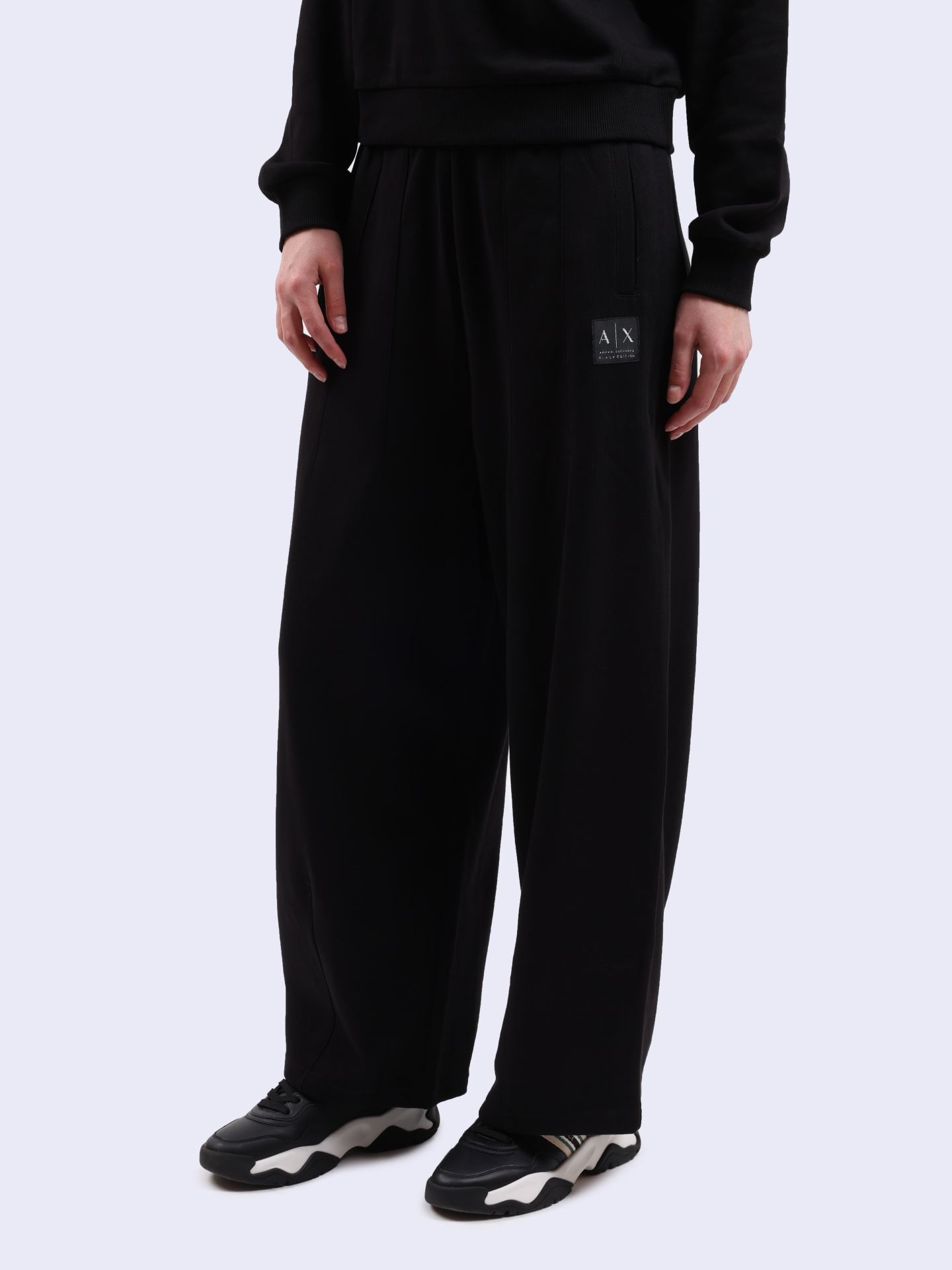 Брюки спортивные Armani Exchange XW000075 AF10172 UC001 черные женские  — купить в интернет-магазине Verdistore