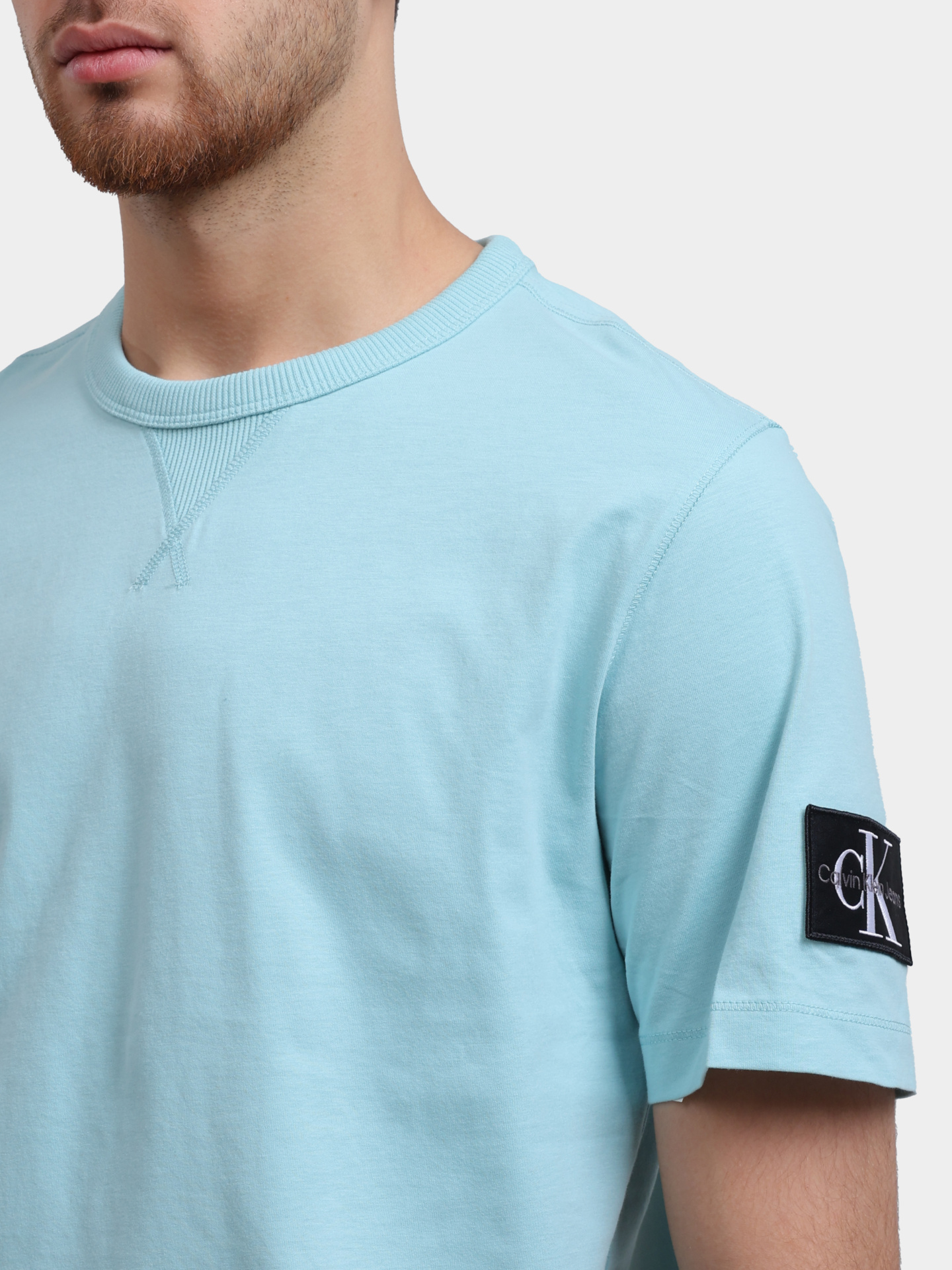 Футболка Calvin Klein Jeans J30J323484 MR5 хлопковая мужская — купить в интернет-магазине Verdistore