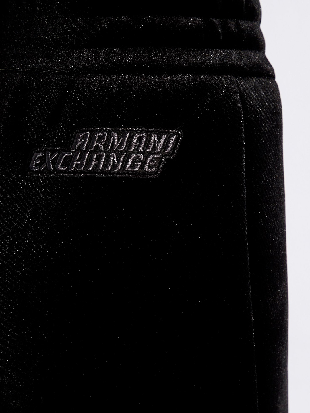 Брюки спортивные Armani Exchange 6GYP85 1200 черные женские из бархата — купить в интернет-магазине Verdistore
