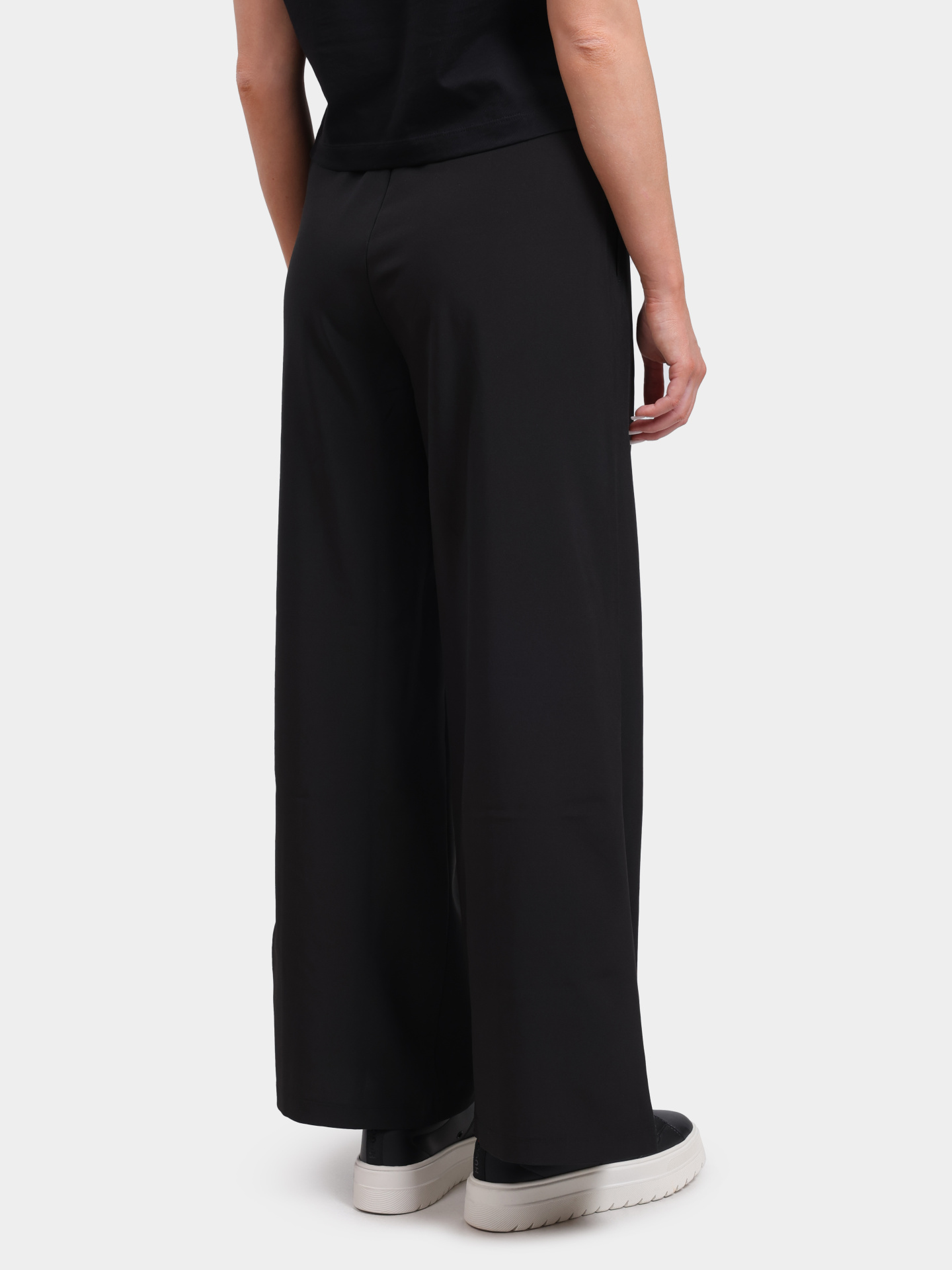 Брюки Calvin Klein 00GWF4P606 UB1 черные женские прямого кроя — купить в интернет-магазине Verdistore