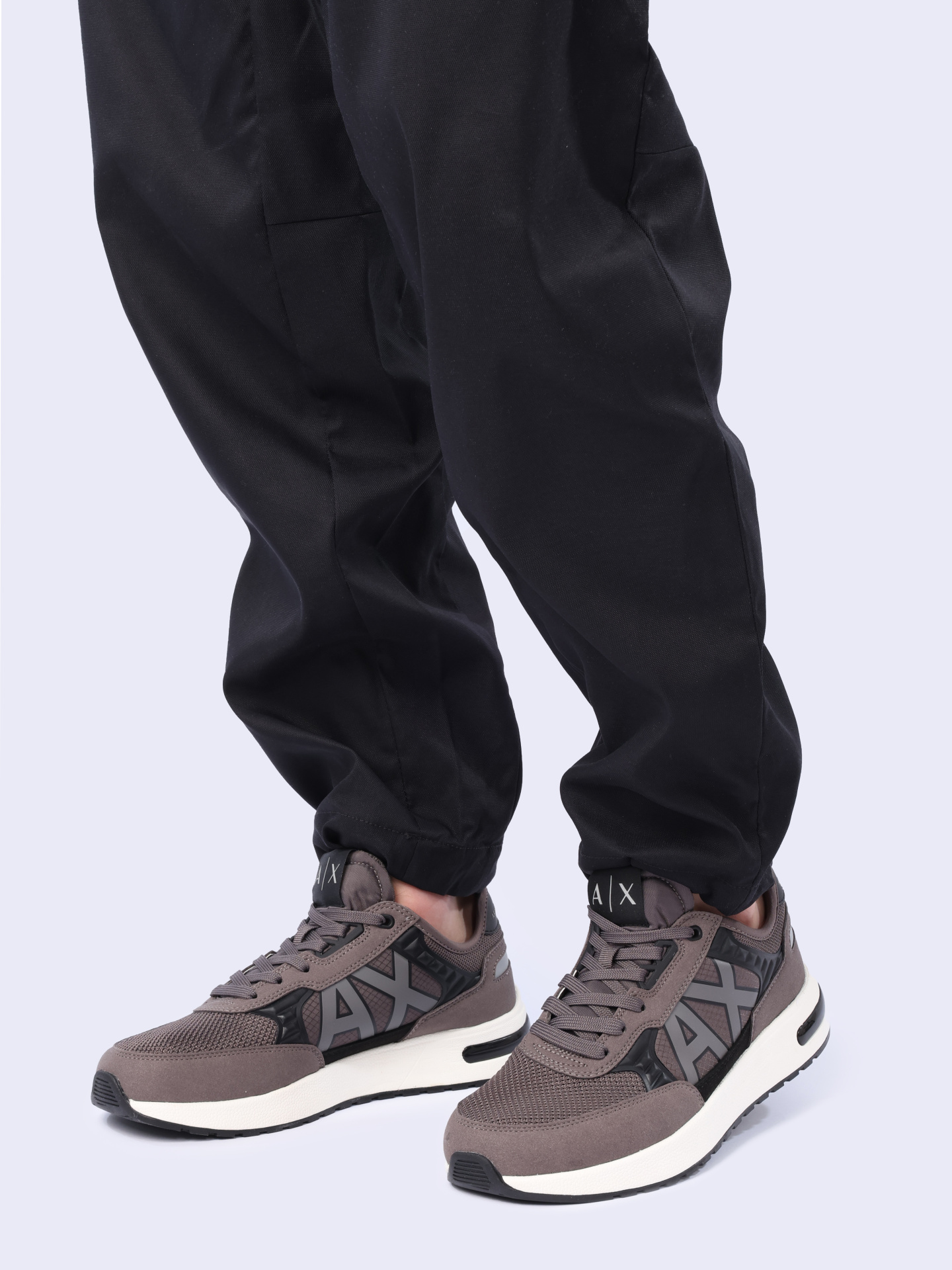 Кроссовки Armani Exchange XUX090 XV276 U200 коричневые мужские с сетчатой вставкой — купить в интернет-магазине Verdistore