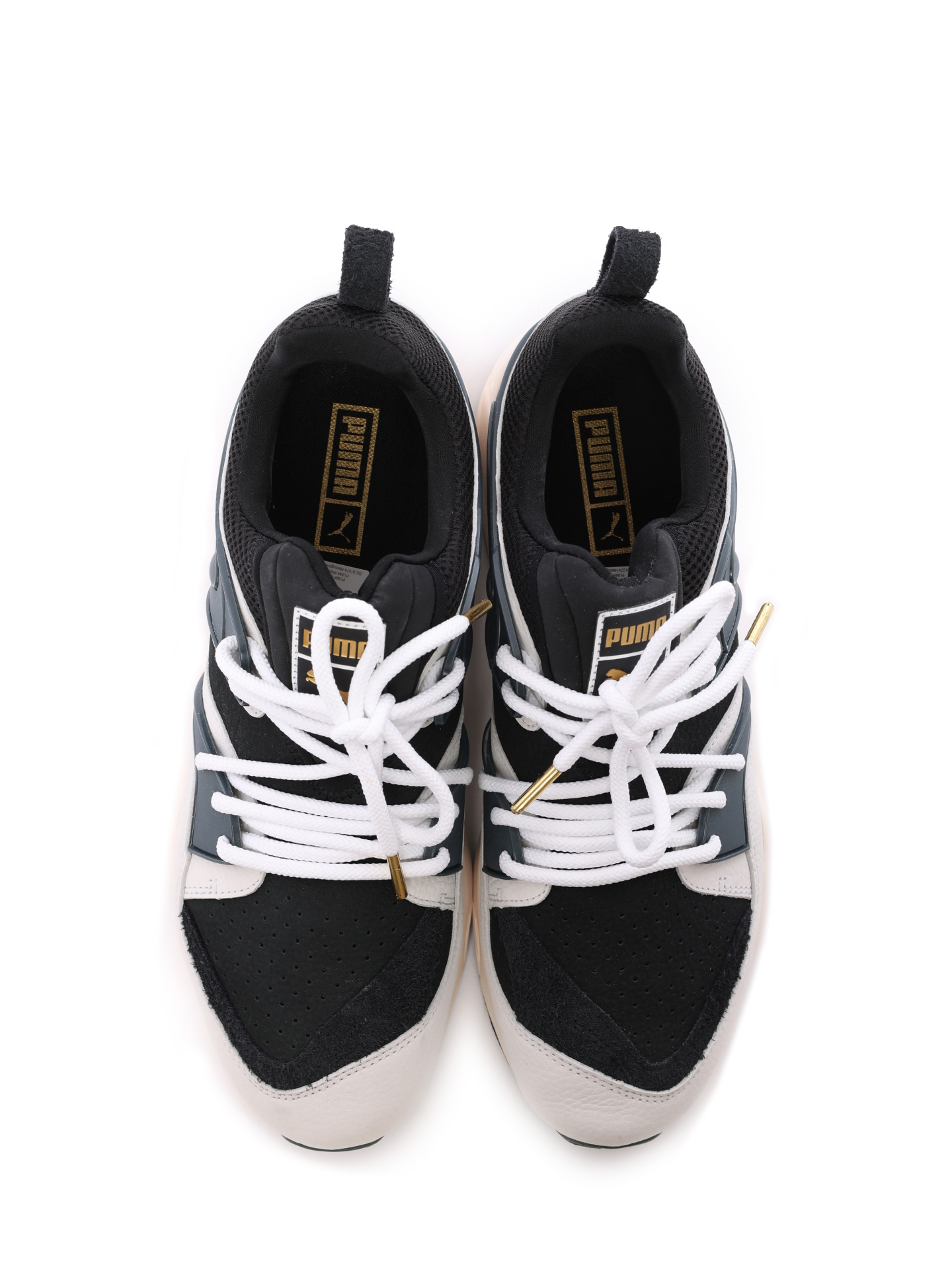 Кроссовки комбинированные с перфорацией по бокам — купить в интернет-магазине Verdistore