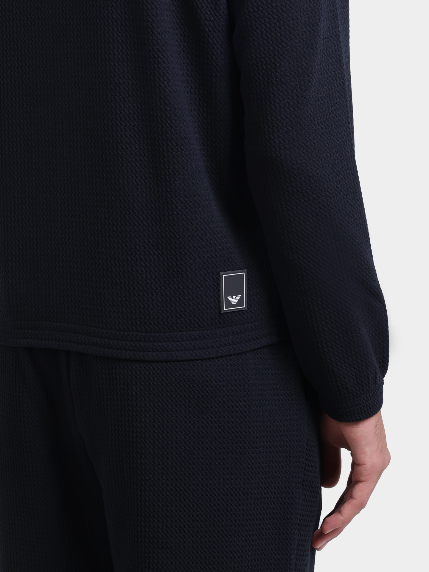 Мастерка Emporio Armani EM005042 AF23623 UB118 фактурная мужская — купить в интернет-магазине Verdistore
