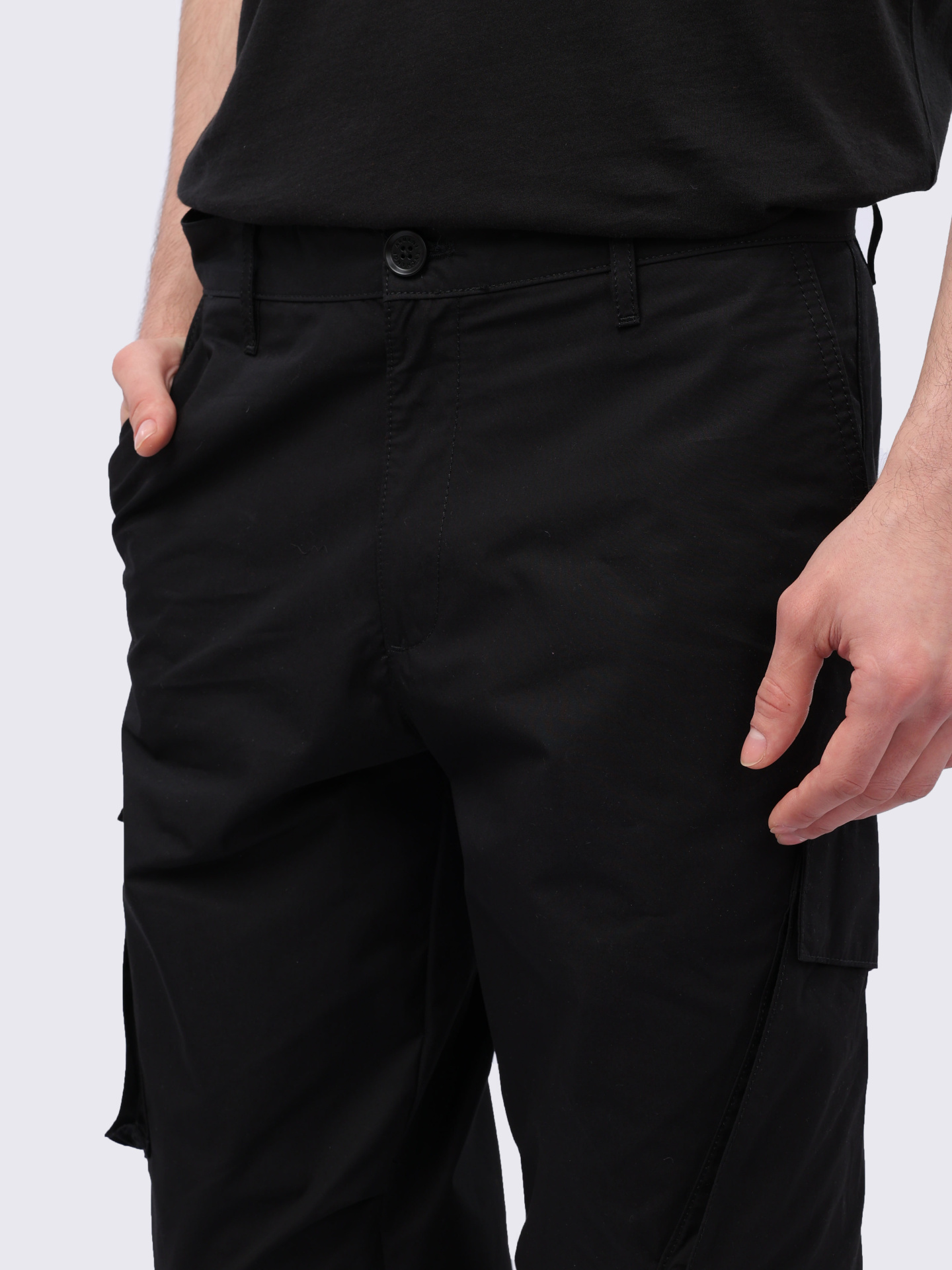 Брюки Armani Exchange 3DZP55 ZN3MZ 1200 черные мужские с накладными карманами  — купить в интернет-магазине Verdistore