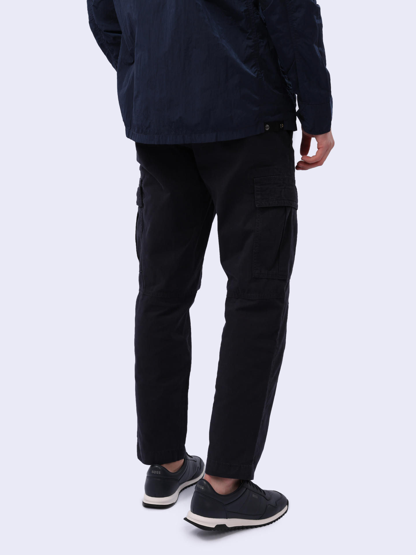 Брюки Boss 50519573 404 темно-синие мужские с накладными карманами — купить в интернет-магазине Verdistore