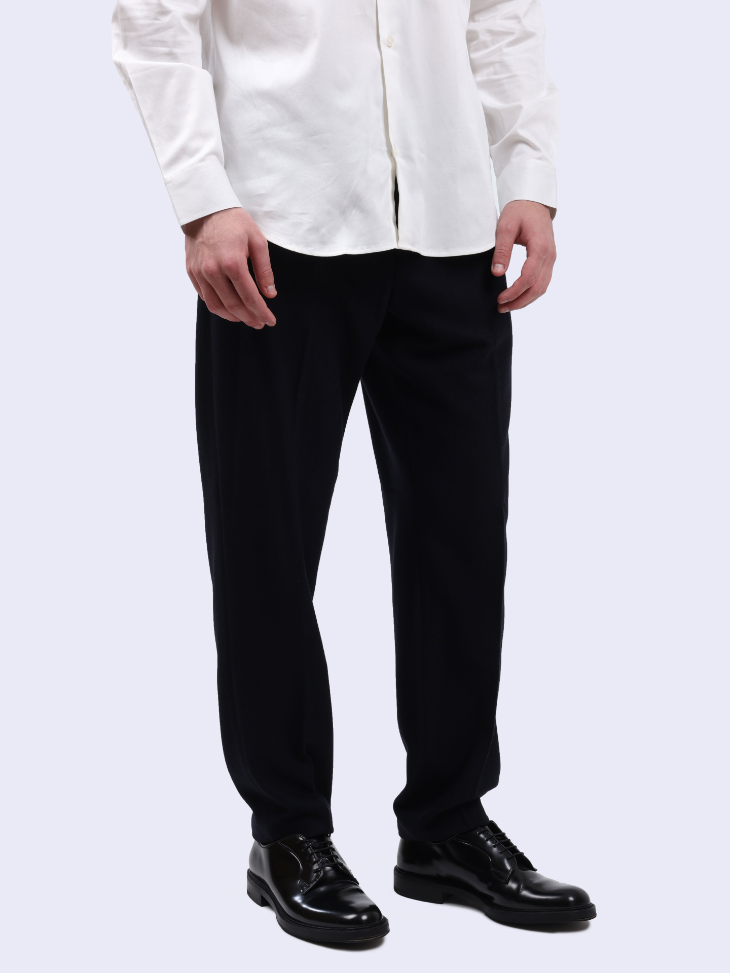 Брюки Armani Exchange 6DZP31 ZN5QZ 1510 темно-синие мужские зауженные — купить в интернет-магазине Verdistore