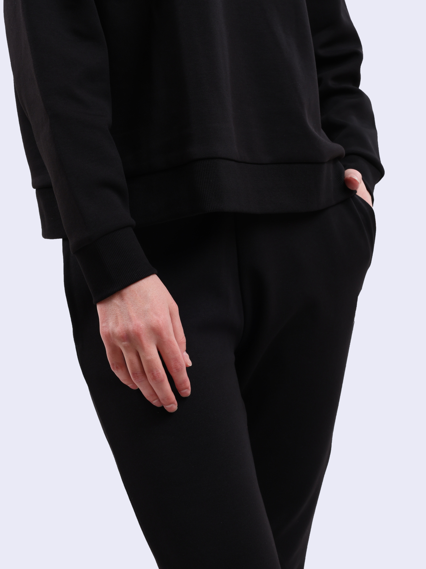 Худи Armani Exchange 6DYM61 YJFYZ 1200 черное женское — купить в интернет-магазине Verdistore