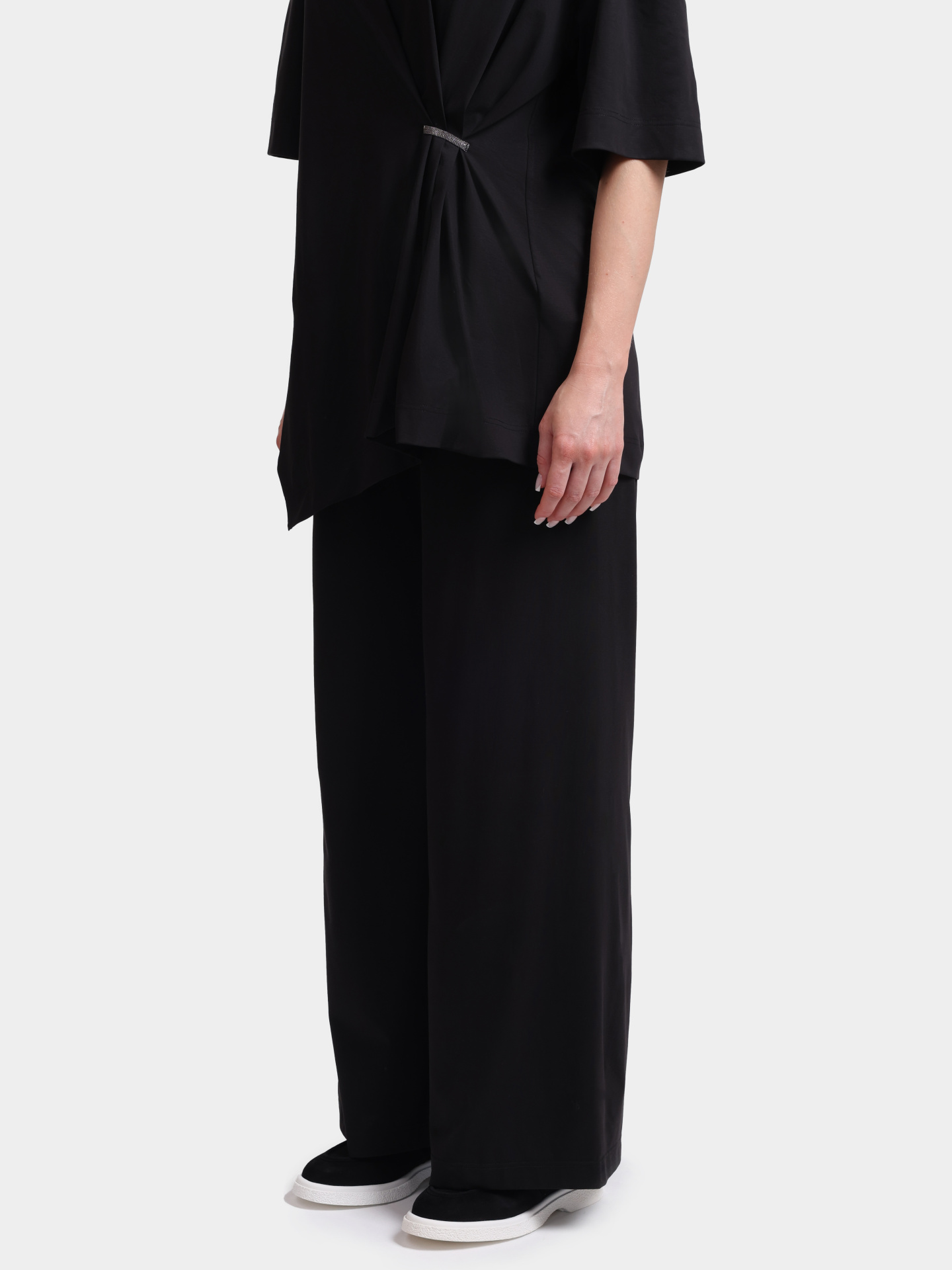 Брюки Re Vera 26-27-2438 632 черные женские — купить в интернет-магазине Verdistore