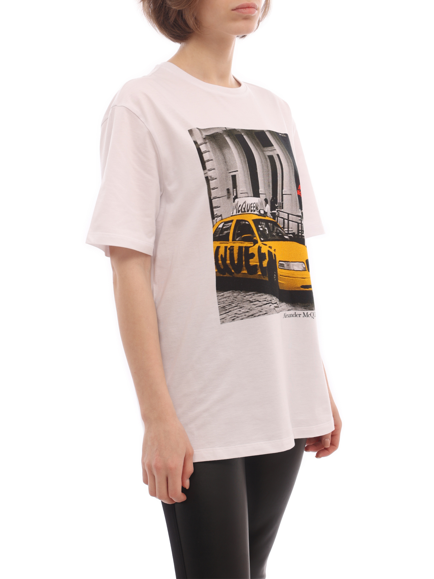 Футболка Alexander McQueen 701258 QZAFT 0900 белая женская — купить в интернет-магазине Verdistore