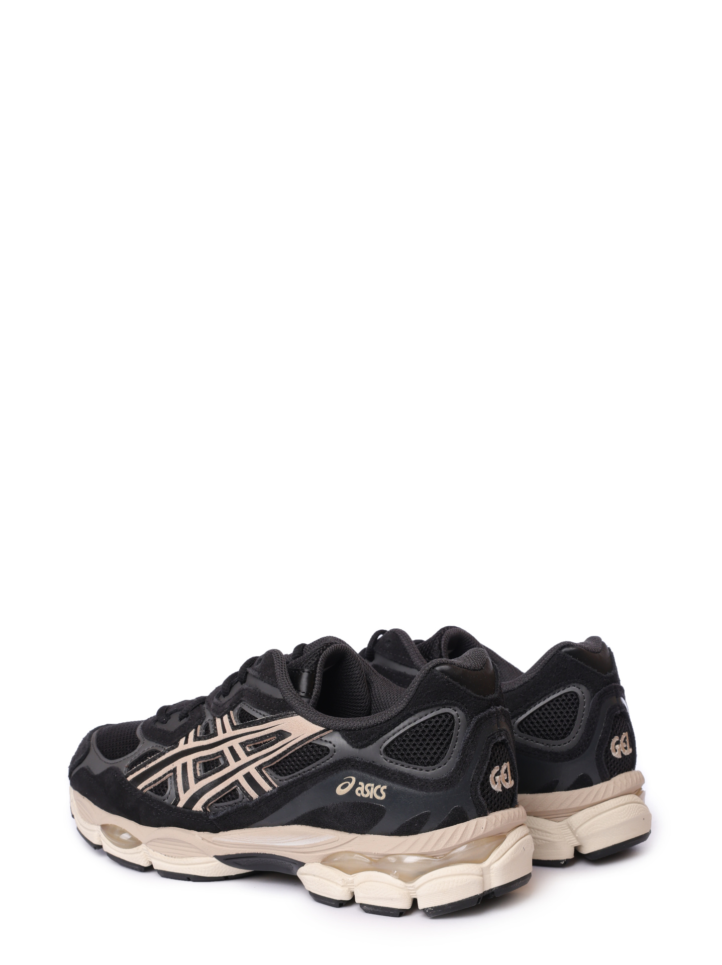 Кроссовки Asics 1203A663 002 комбинированные мужские с сетчатыми вставками — купить в интернет-магазине Verdistore