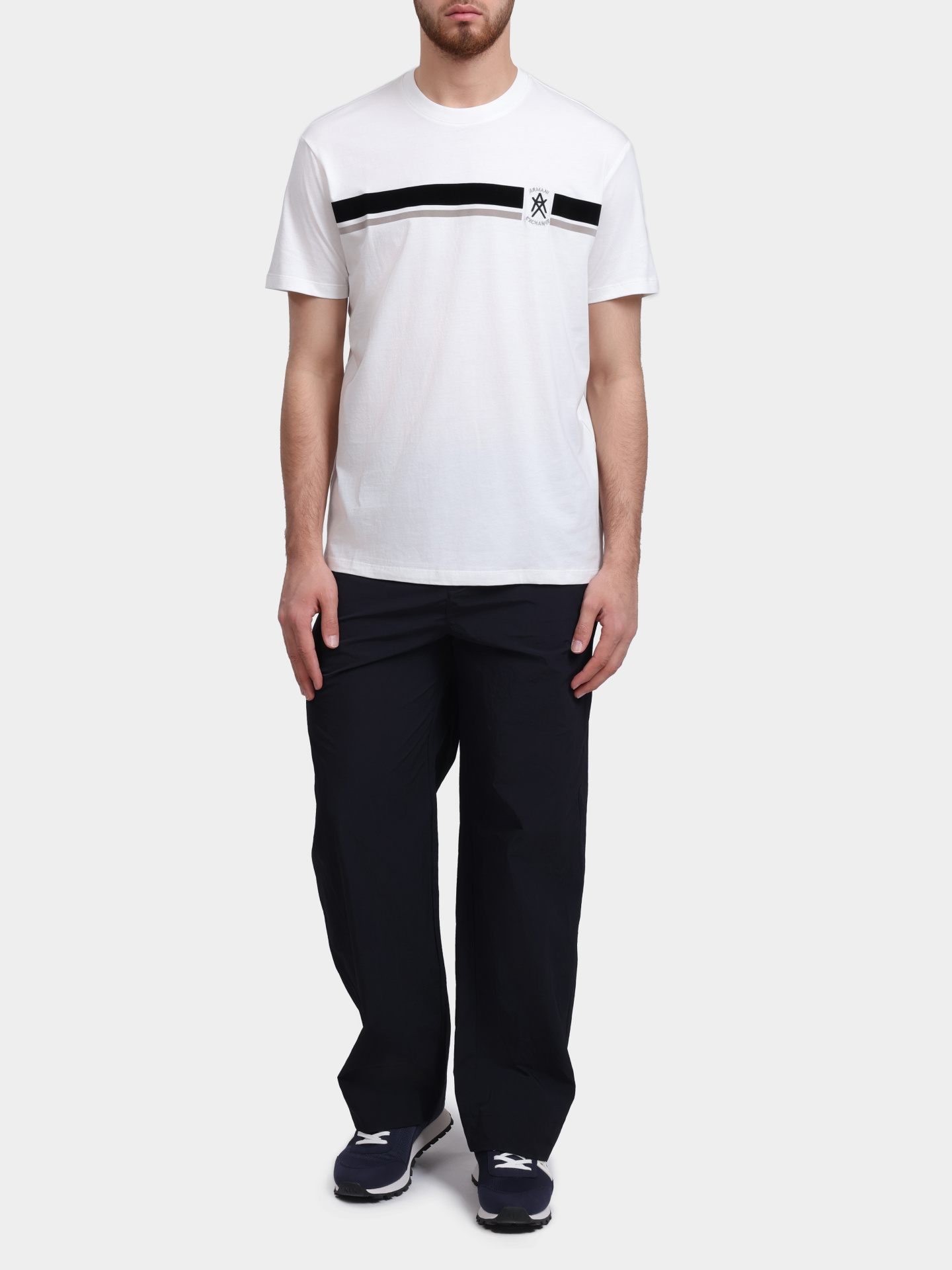 Футболка Armani Exchange XM001792 AF12308 U0009 белая мужская — купить в интернет-магазине Verdistore