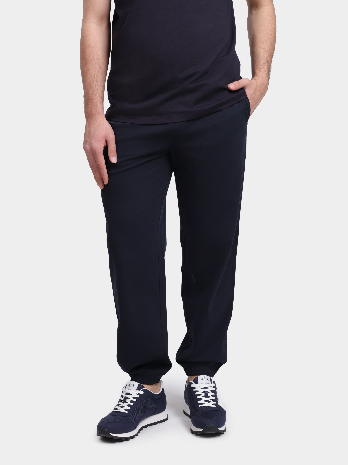 Джоггеры Armani Exchange XM002406 AF24579 UB101 темно-синие мужские — купить в интернет-магазине Verdistore