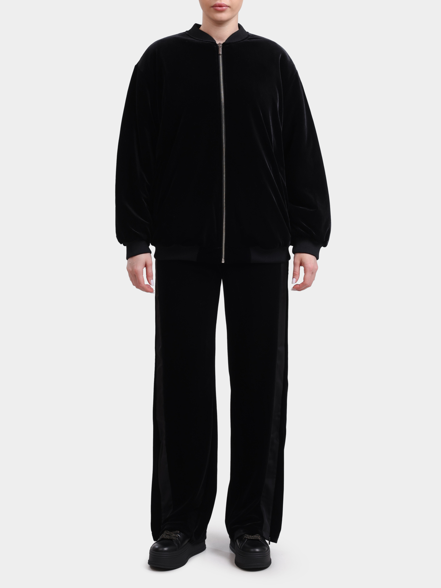 Брюки Armani Exchange XW000790 AF16147 UC001 бархатные женские — купить в интернет-магазине Verdistore