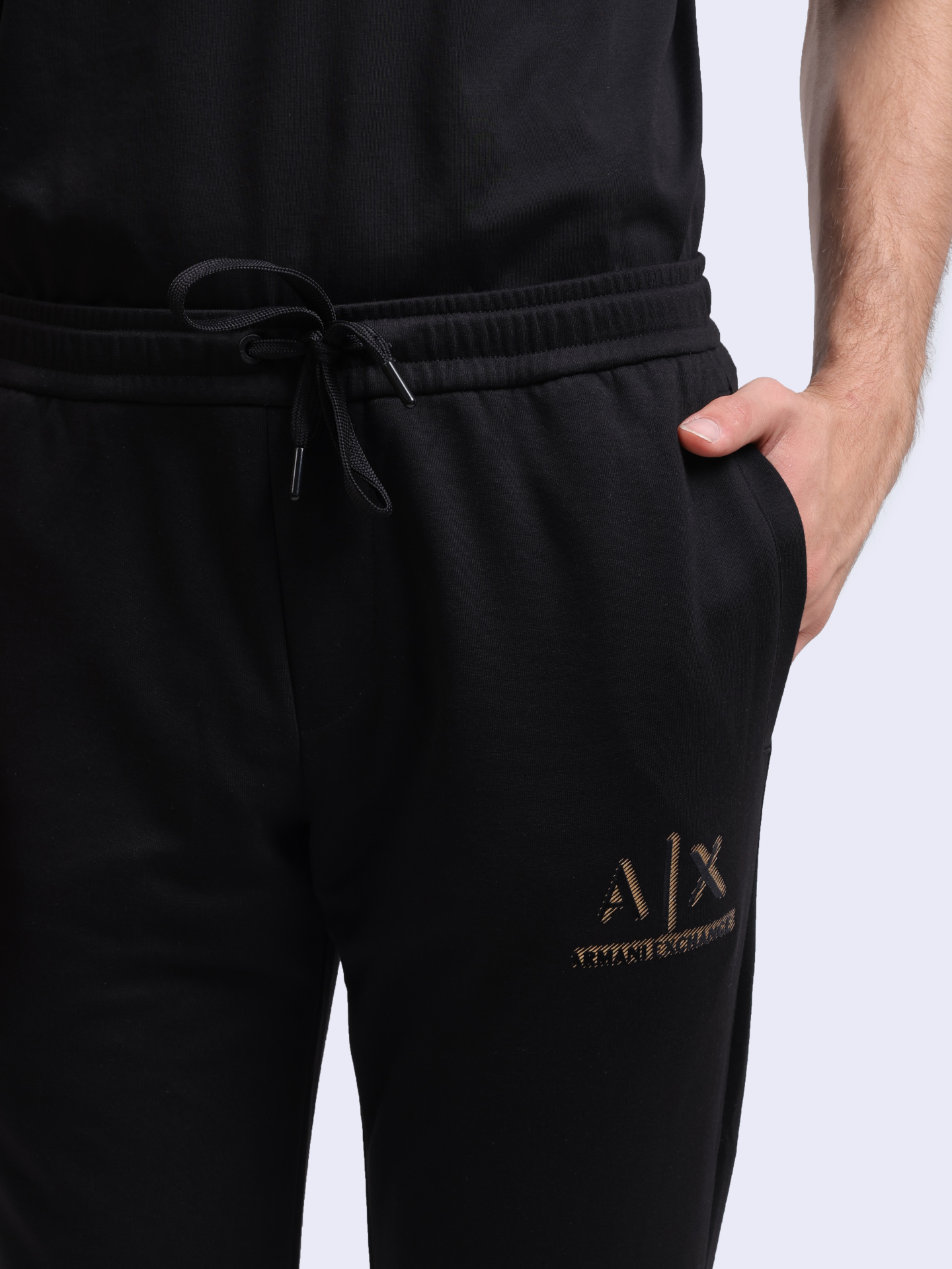 Брюки спортивные Armani Exchange 8NZPSA Z9N1Z 1200 черные мужские — купить в интернет-магазине Verdistore