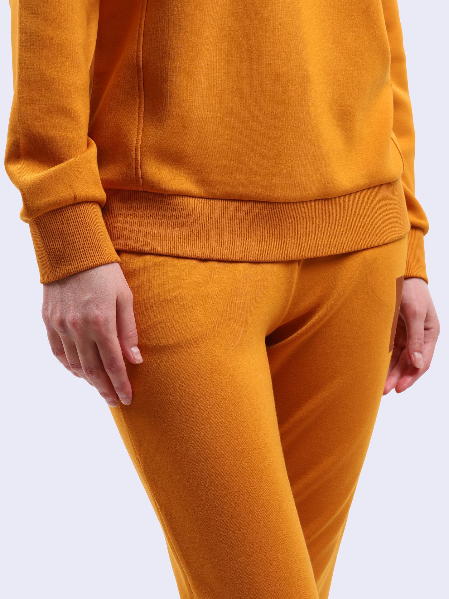 Худи Armani Exchange 6DYM78 YJEGZ 1799 оранжевое женское — купить в интернет-магазине Verdistore