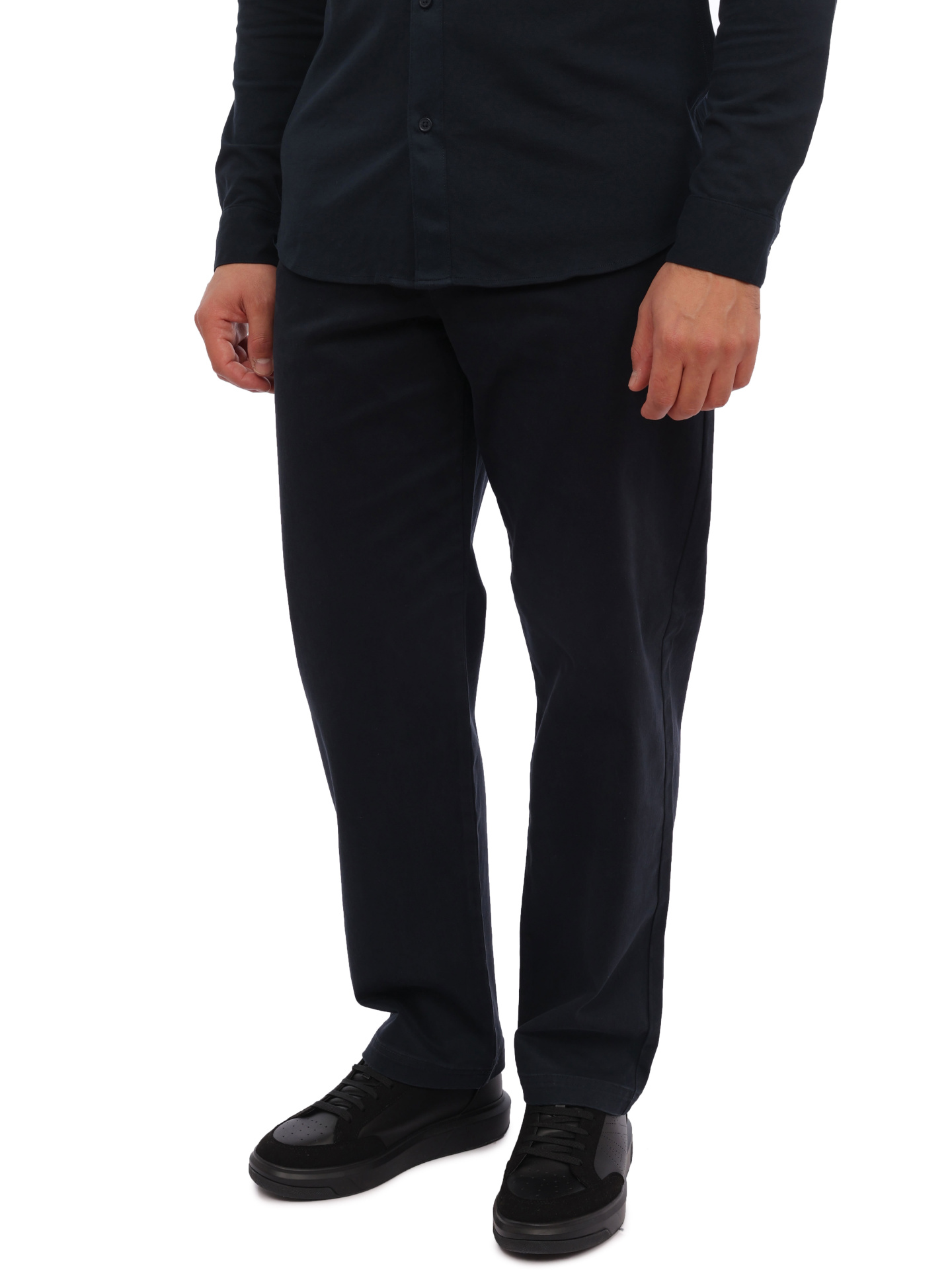 Брюки Armani Exchange 6RZP22 ZN2CZ 1510 темно-синие мужские из хлопка — купить в интернет-магазине Verdistore