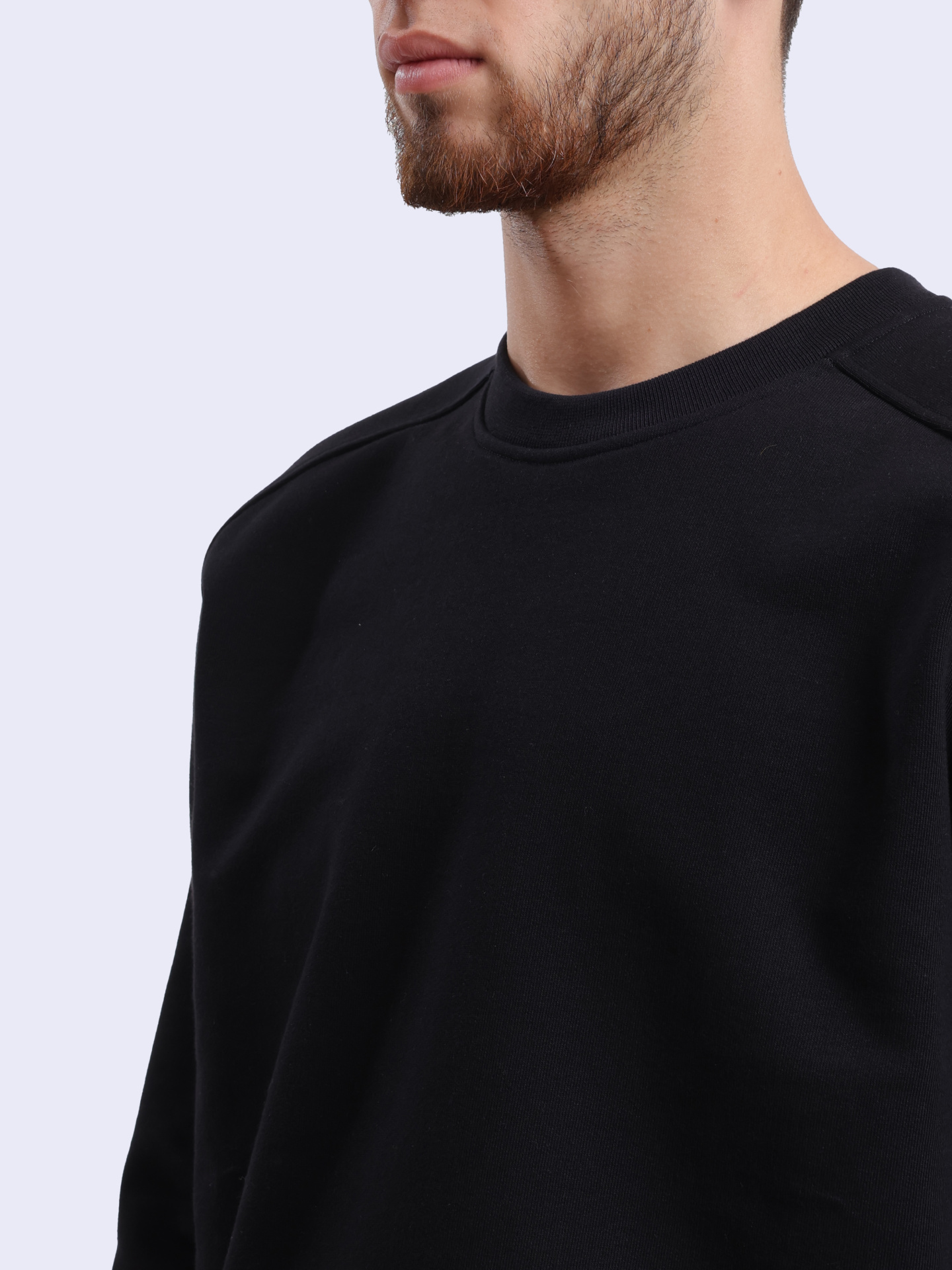 Свитшот с крупным контрастным принтом на спине — купить в интернет-магазине Verdistore