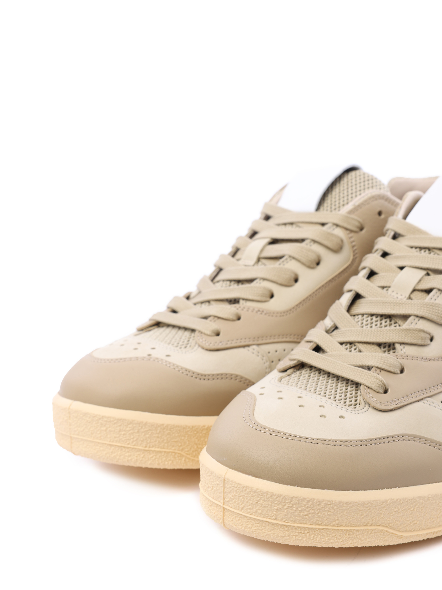 Кеды на шнурках бежевые с перфорацией  — купить в интернет-магазине Verdistore