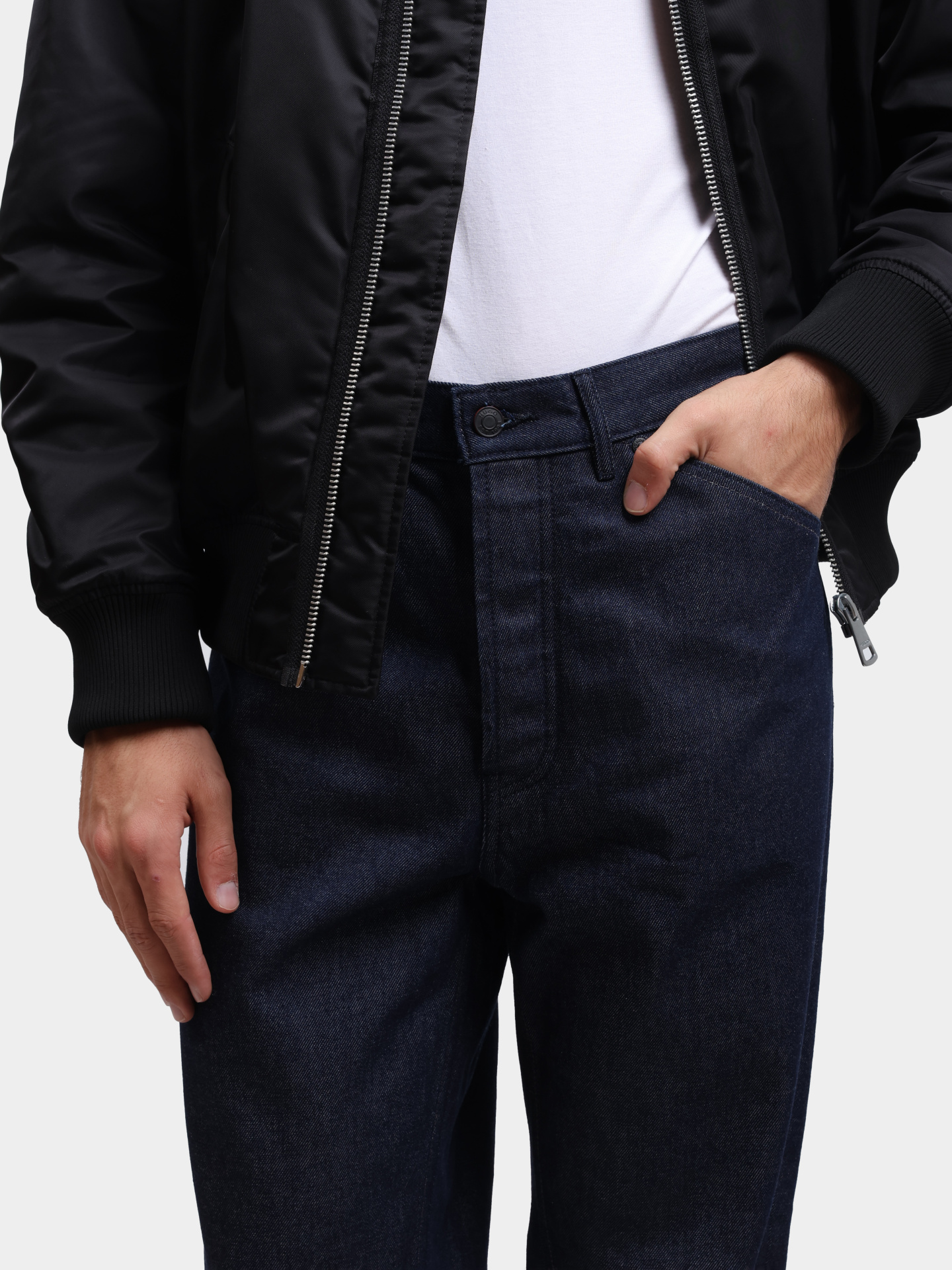 Джинсы Hugo 50542905 401 темно-синие мужские — купить в интернет-магазине Verdistore