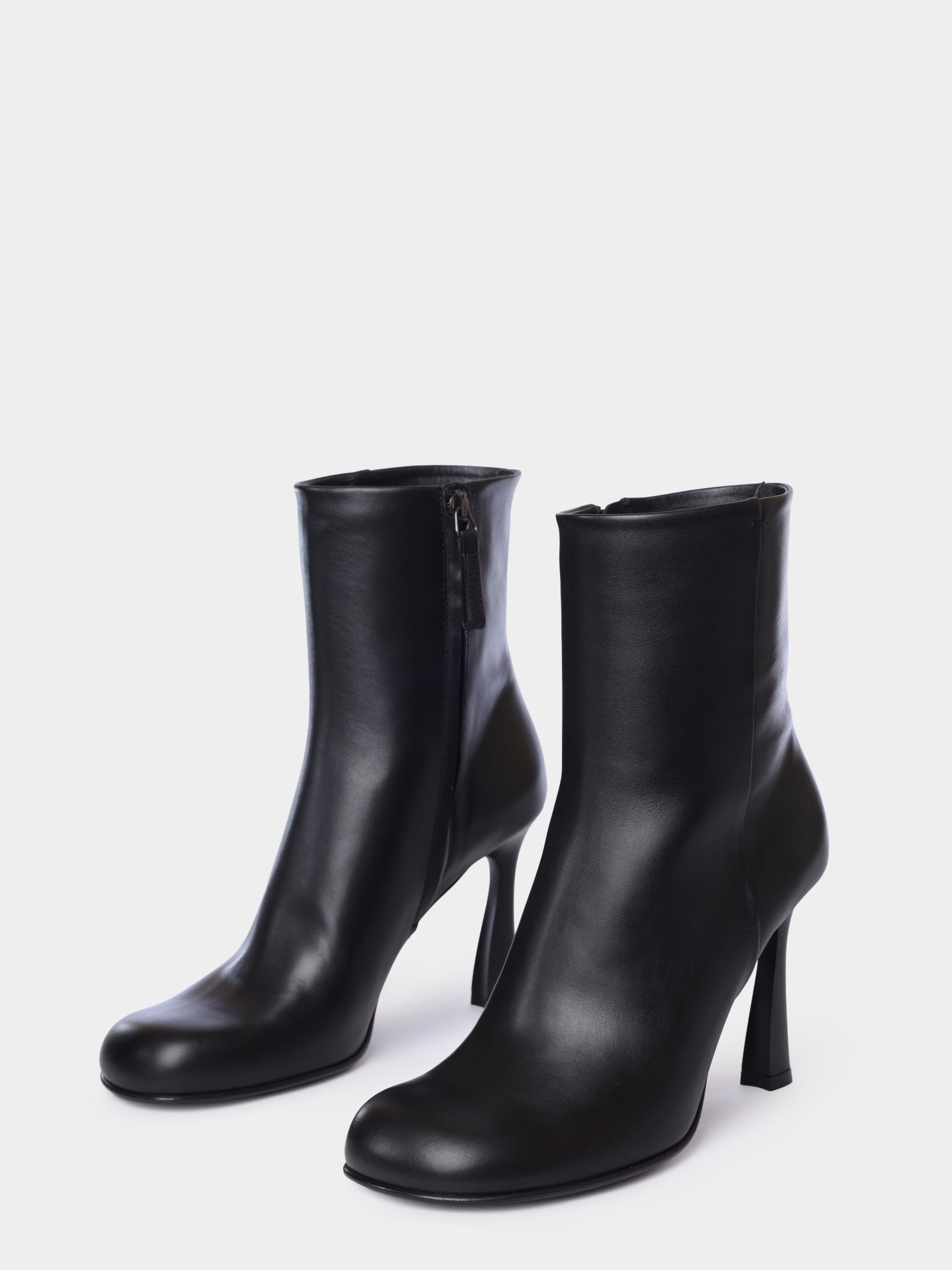 Ботильоны Premiata M7160 черные женские из кожи — купить в интернет-магазине Verdistore