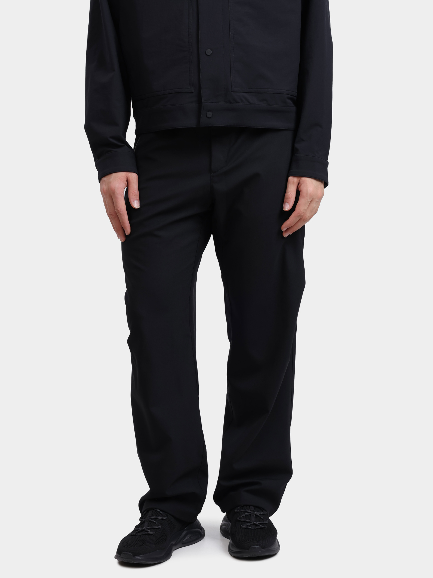 Брюки Herno Laminar PT00059UL 12847 9300 черные мужские — купить в интернет-магазине Verdistore