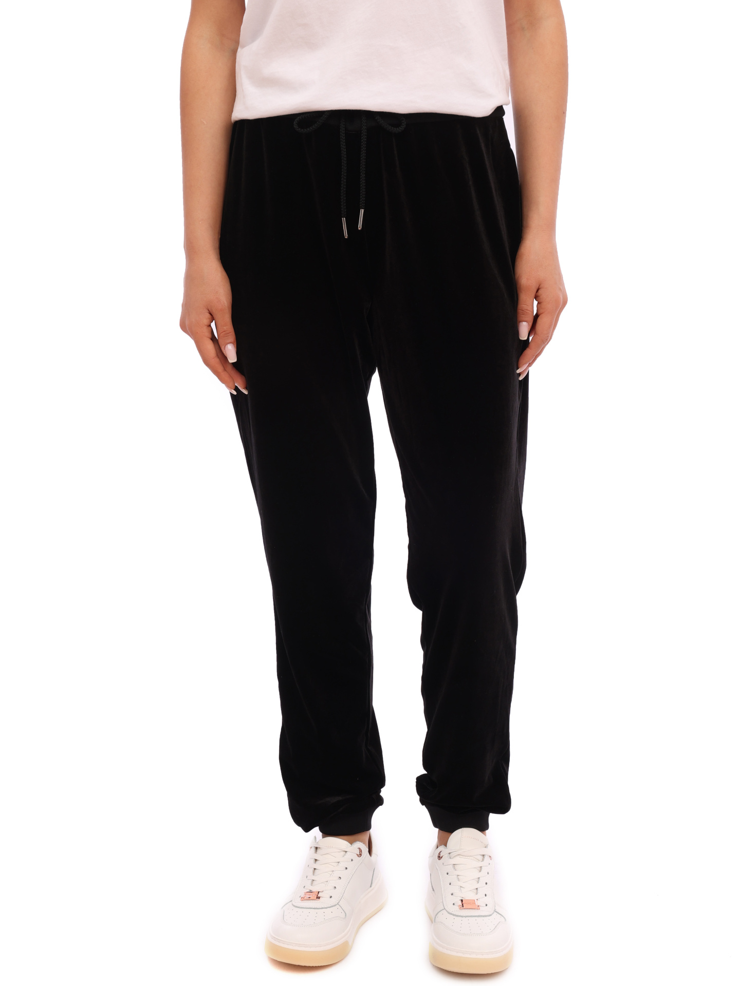 Брюки спортивные Armani Exchange 6HYP87 YJ57Z 1200 черные женские из бархата — купить в интернет-магазине Verdistore
