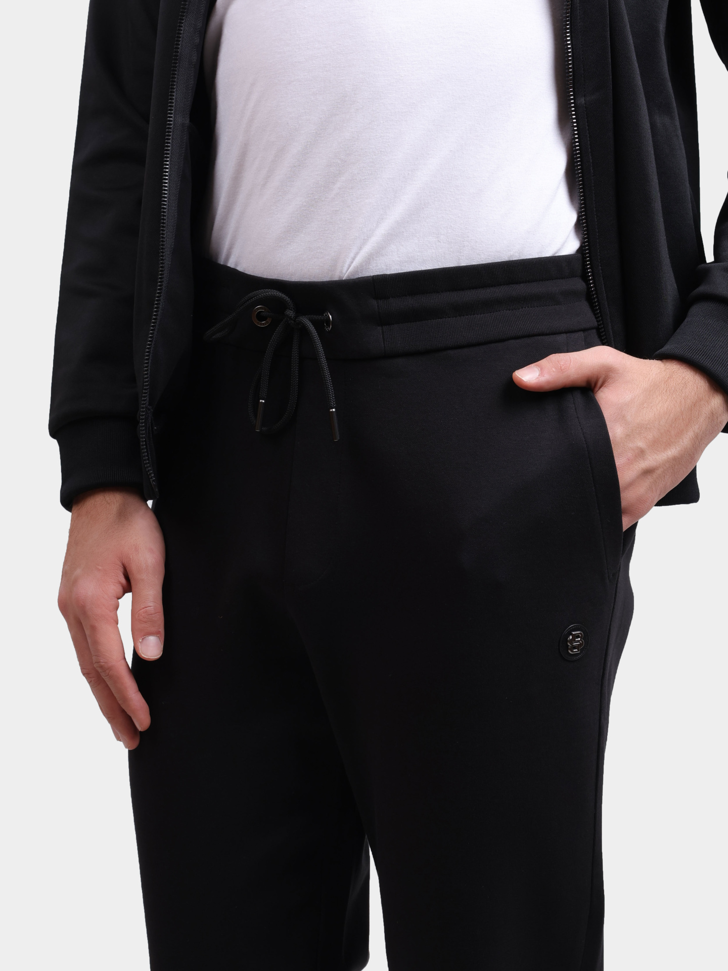 Джоггеры Boss 50520322 002 черные мужские — купить в интернет-магазине Verdistore