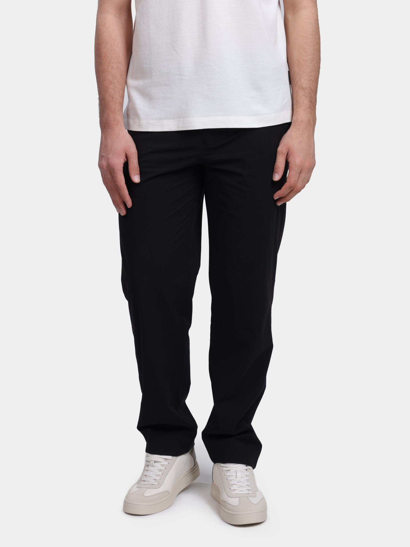 Брюки Armani Exchange XM002083 AF22403 UC001 черные мужские — купить в интернет-магазине Verdistore
