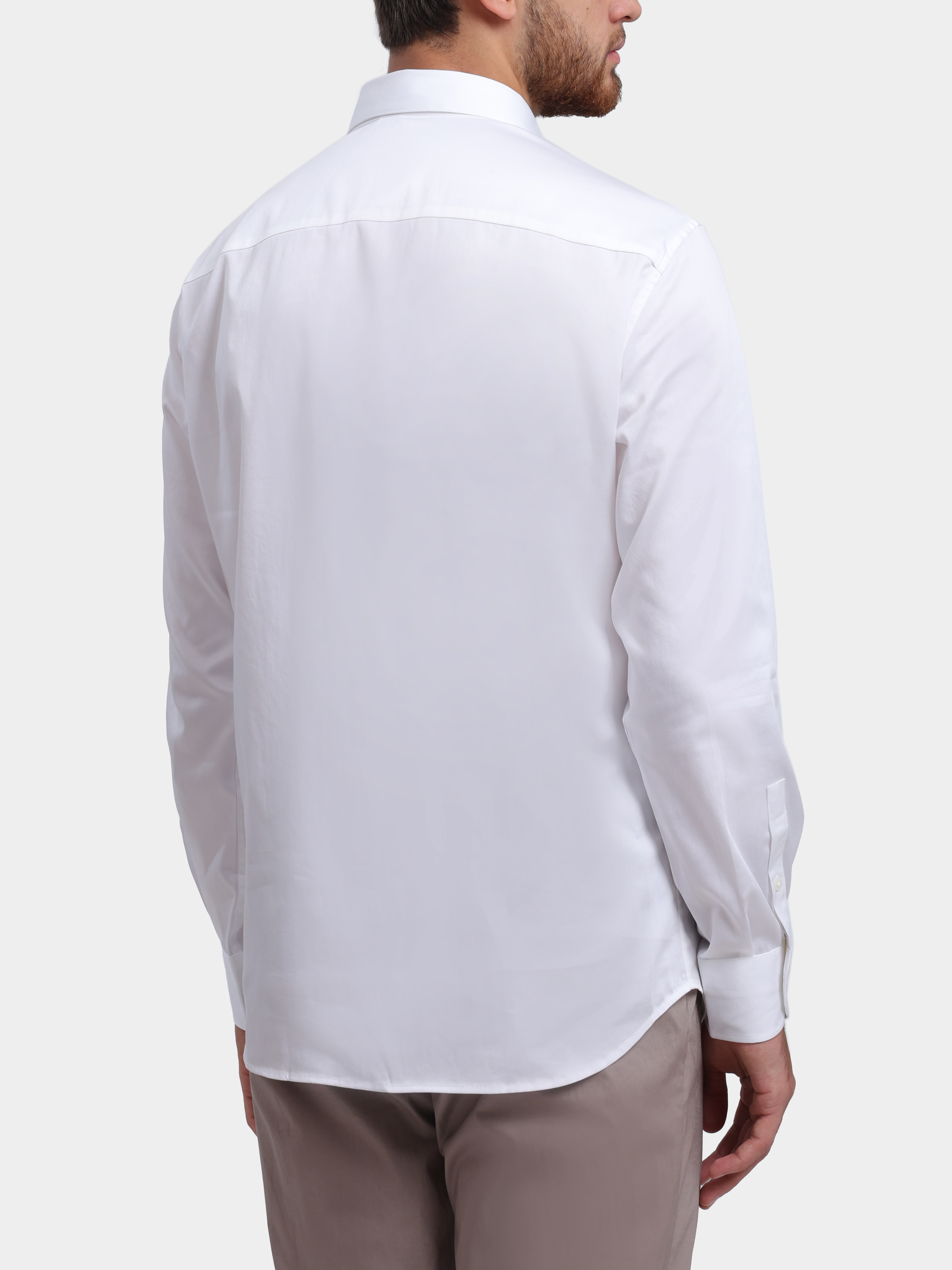 Рубашка Emporio Armani EM005123 AF23800 U0002 белая мужская свободного кроя — купить в интернет-магазине Verdistore