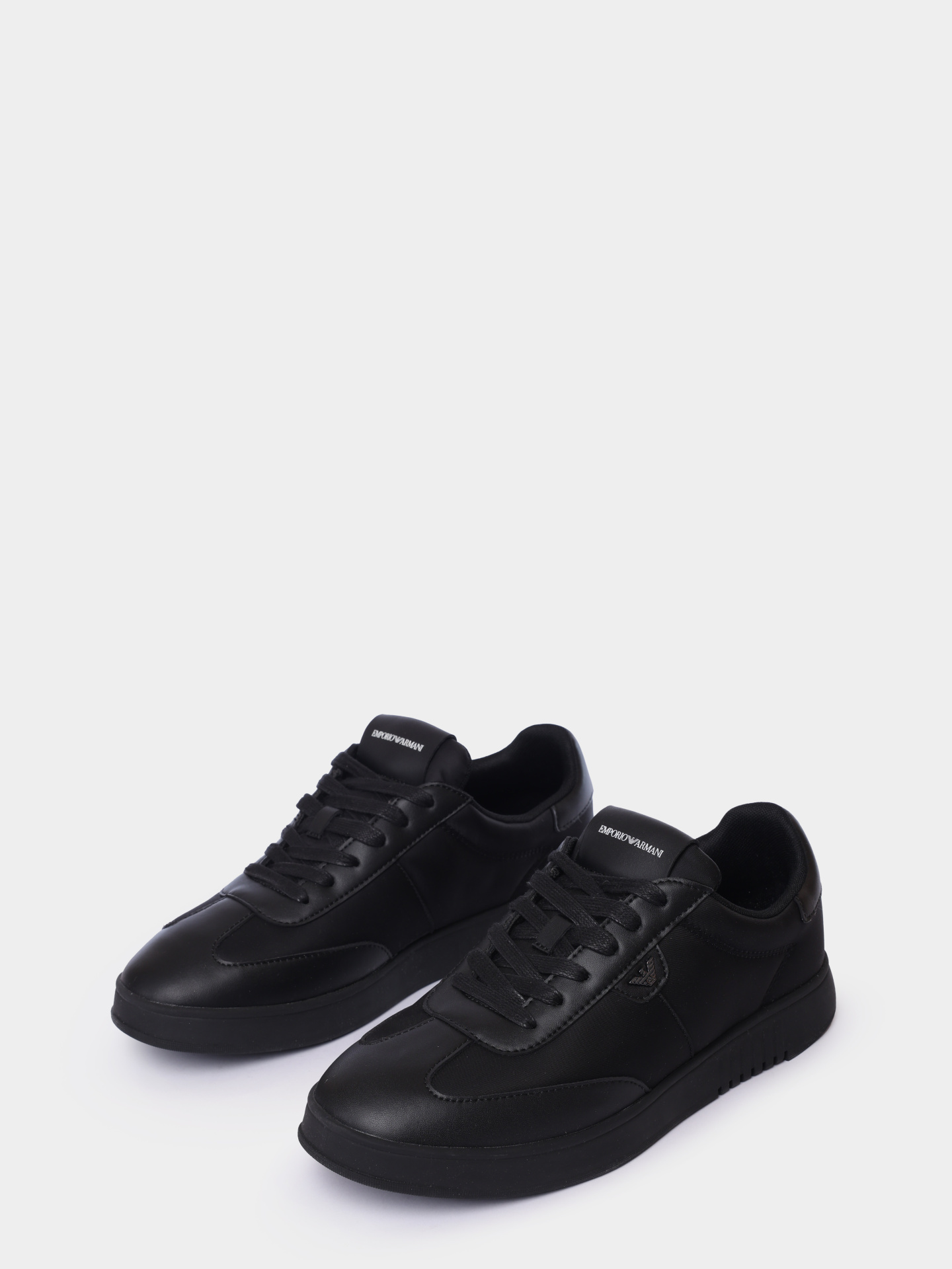 Кеды Emporio Armani EM003062 AF18210 UC001 черные мужские — купить в интернет-магазине Verdistore