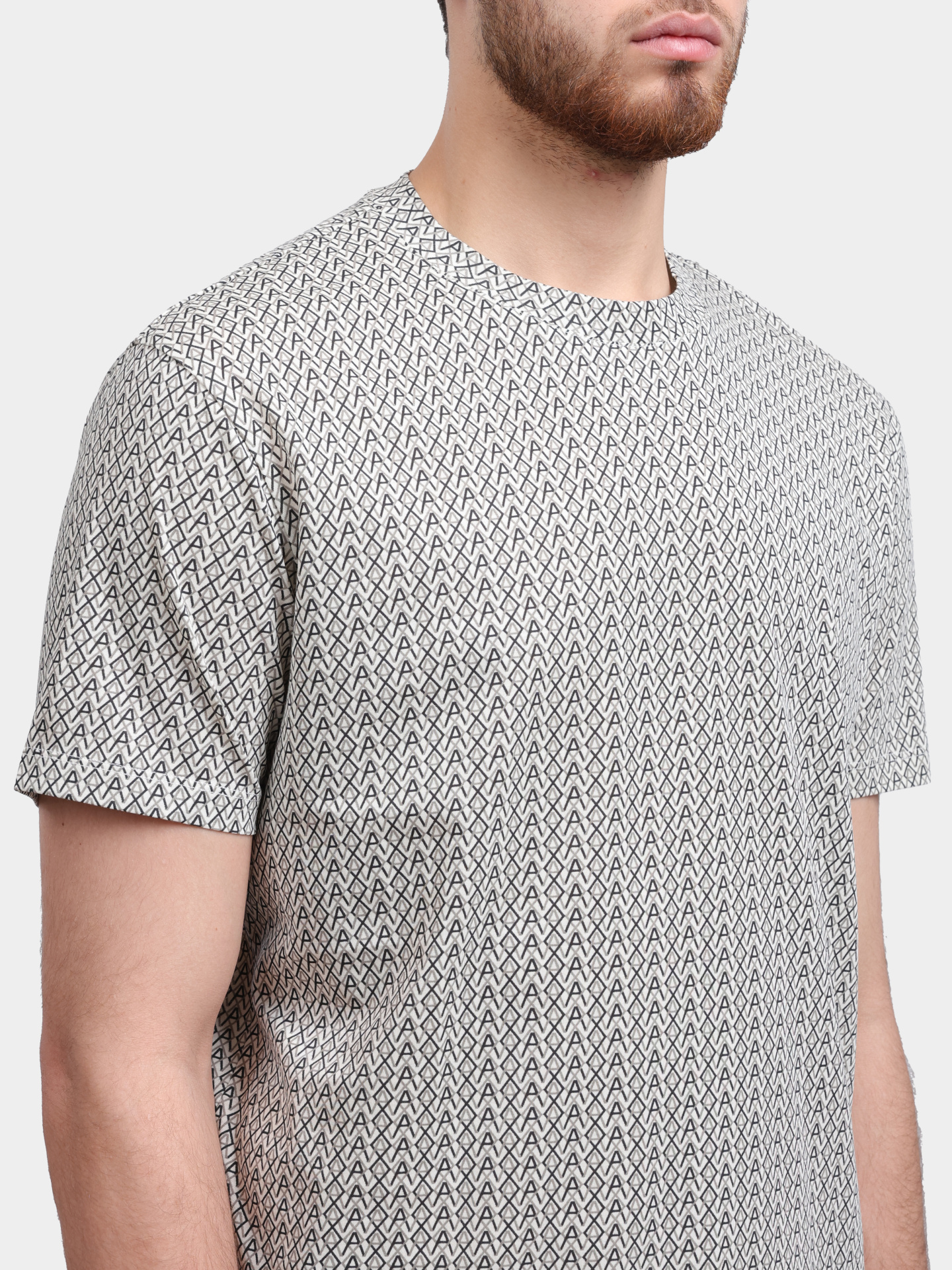Футболка Armani Exchange XM001798 AF10356 F0143 хлопковая мужская с принтом — купить в интернет-магазине Verdistore