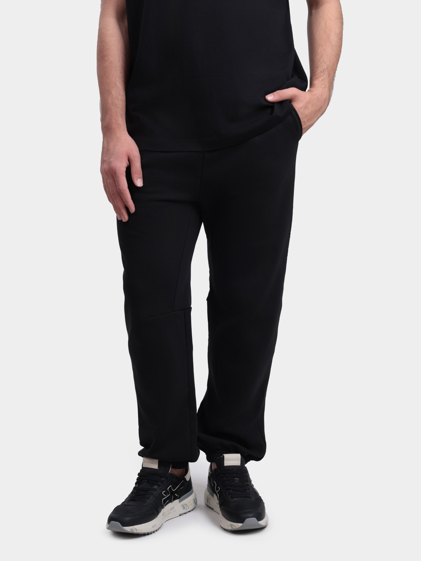 Брюки спортивные Calvin Klein LVGMS6P600 UB1 черные мужские — купить в интернет-магазине Verdistore
