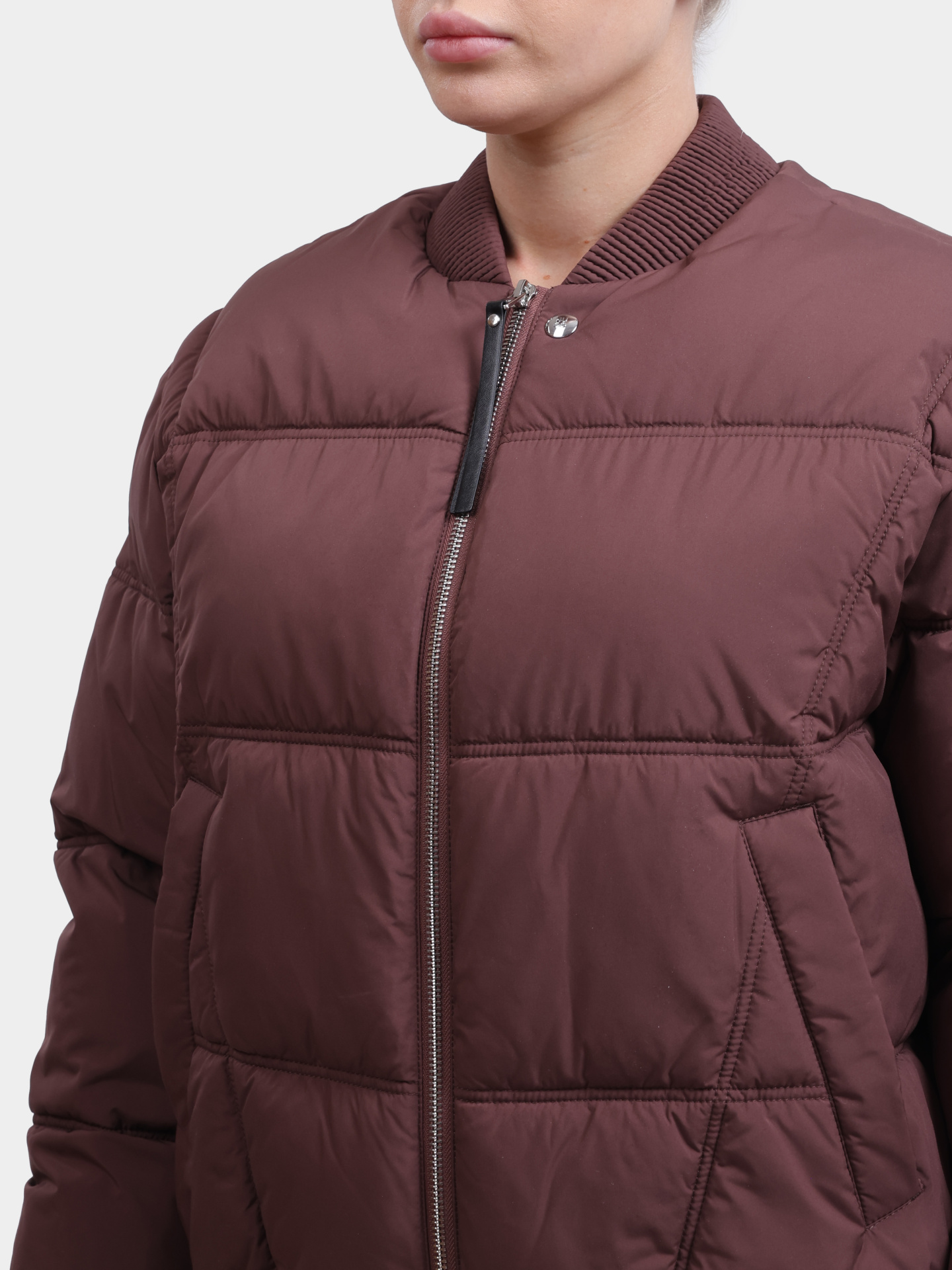 Бомбер Hugo 50540265 201 утепленный женский — купить в интернет-магазине Verdistore