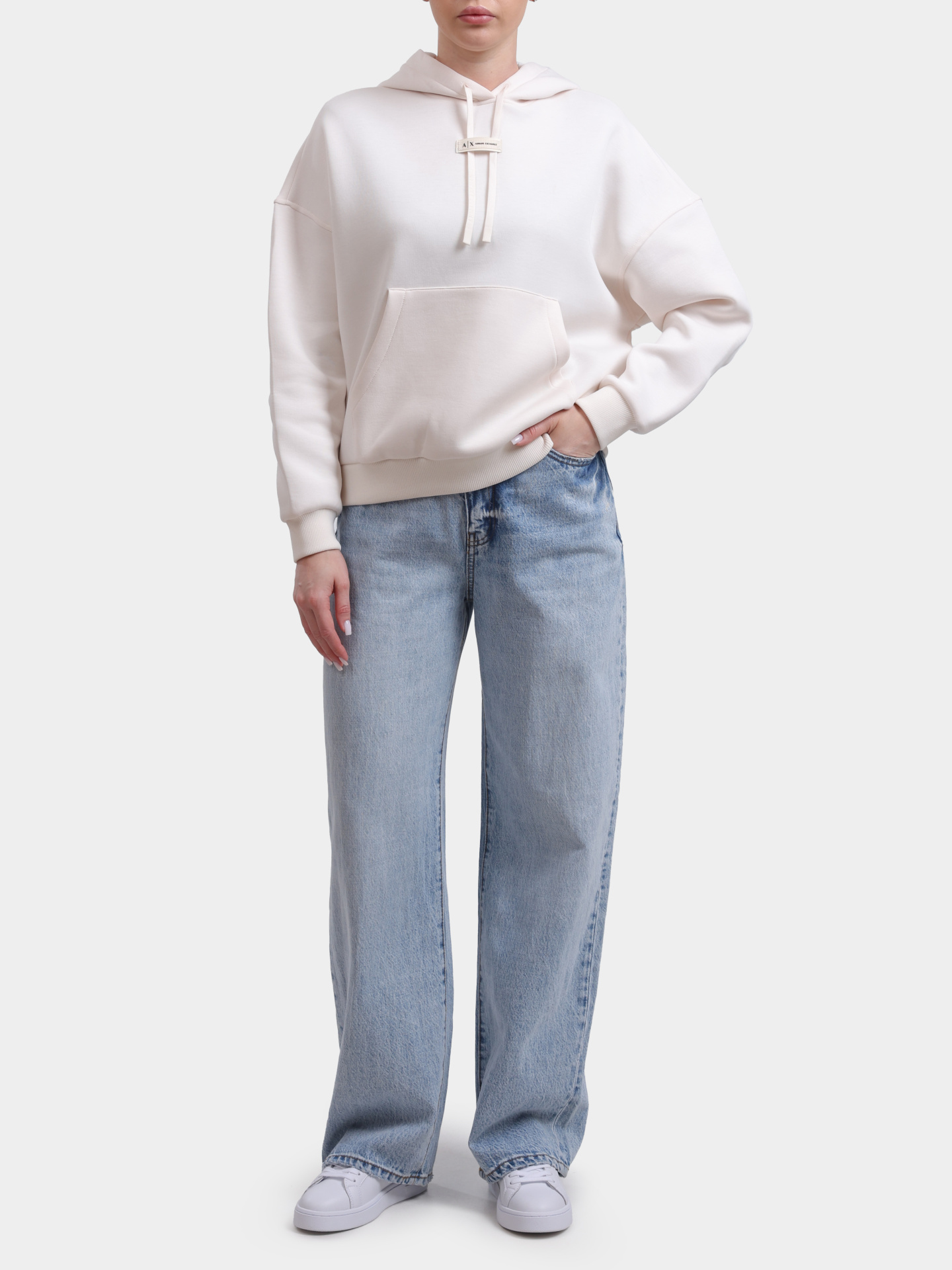 Джинсы Armani Exchange XW000100 AF12860 MB001 голубые женские — купить в интернет-магазине Verdistore