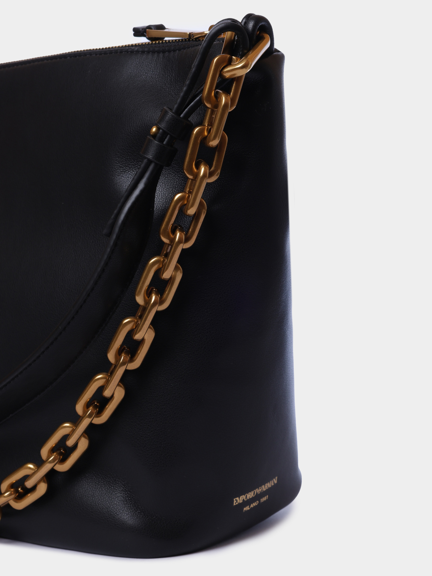 Сумка Emporio Armani EW003123 AF19173 UC001 кожаная женская — купить в интернет-магазине Verdistore